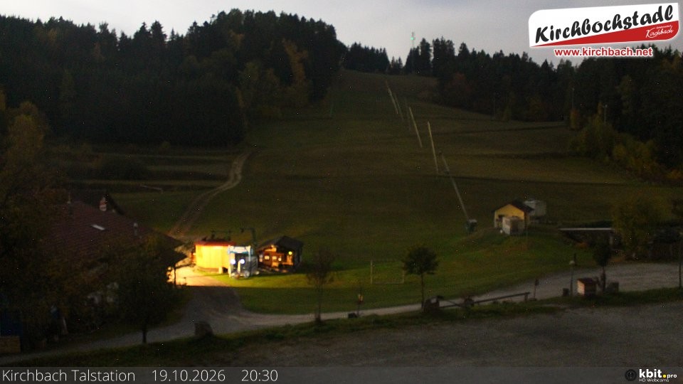 Archiv Foto Webcam Skiabfahrtshang im Schidorf Kirchbach