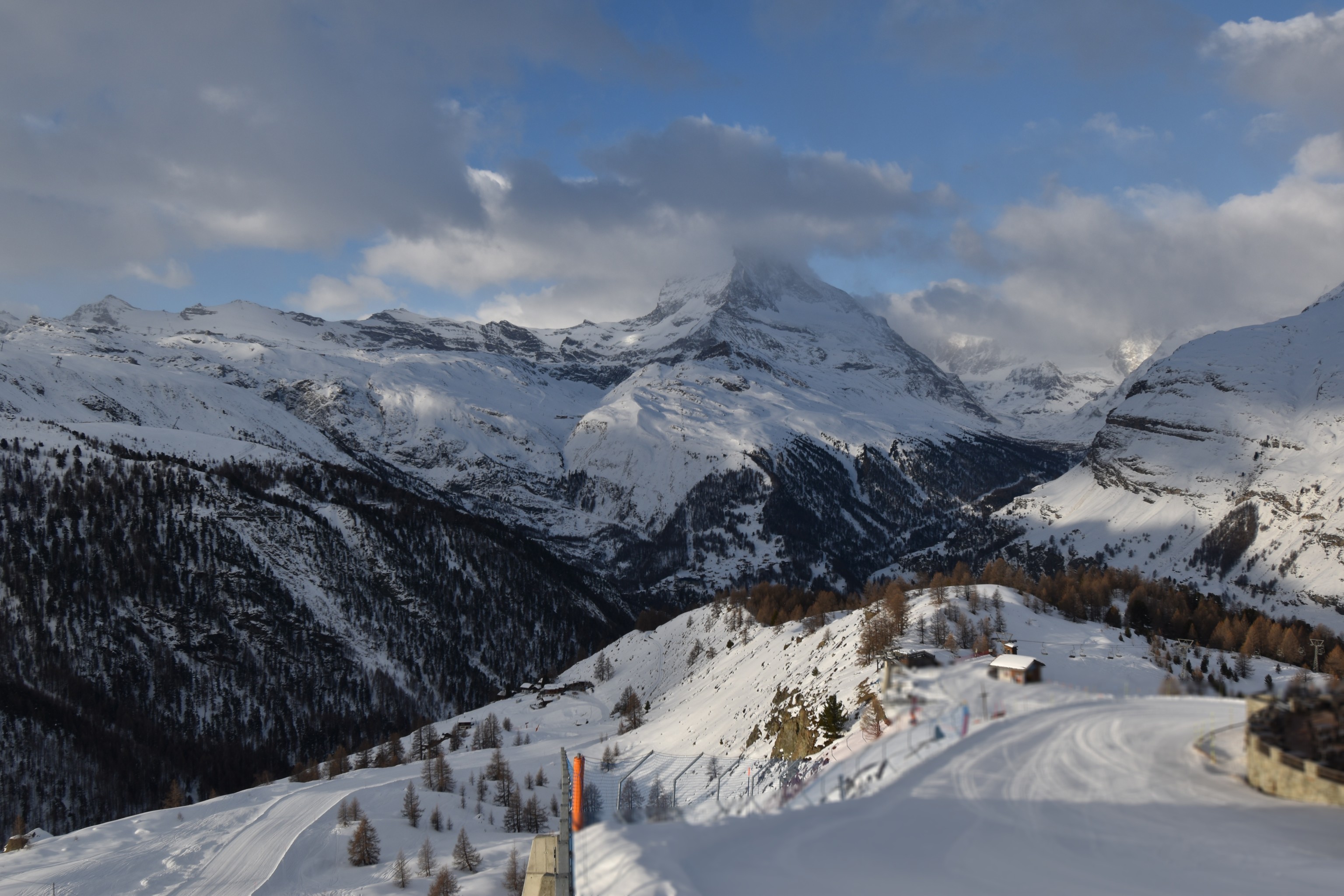 Archiv Foto Webcam Zermatt - Sunnega