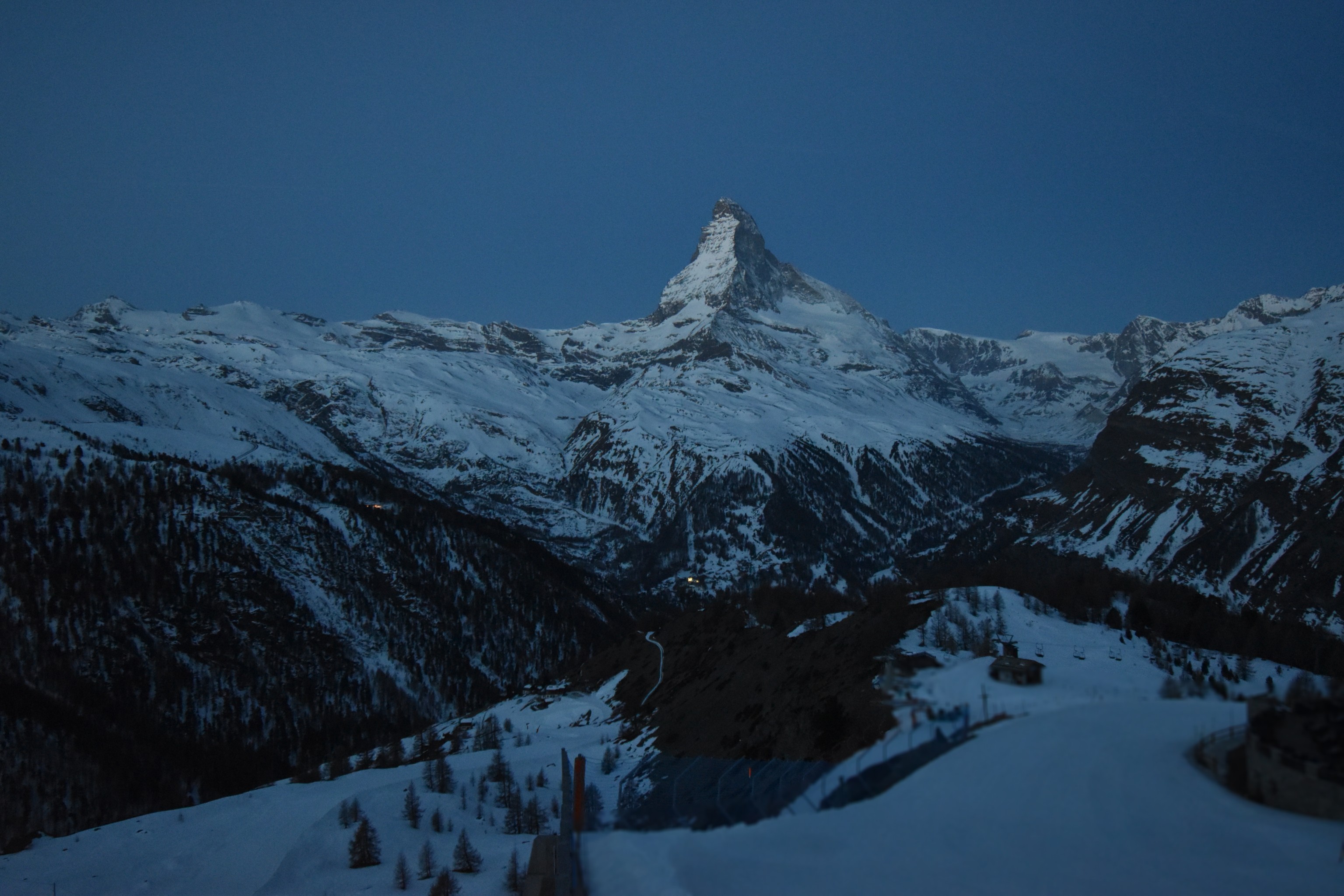 Archiv Foto Webcam Zermatt - Sunnega