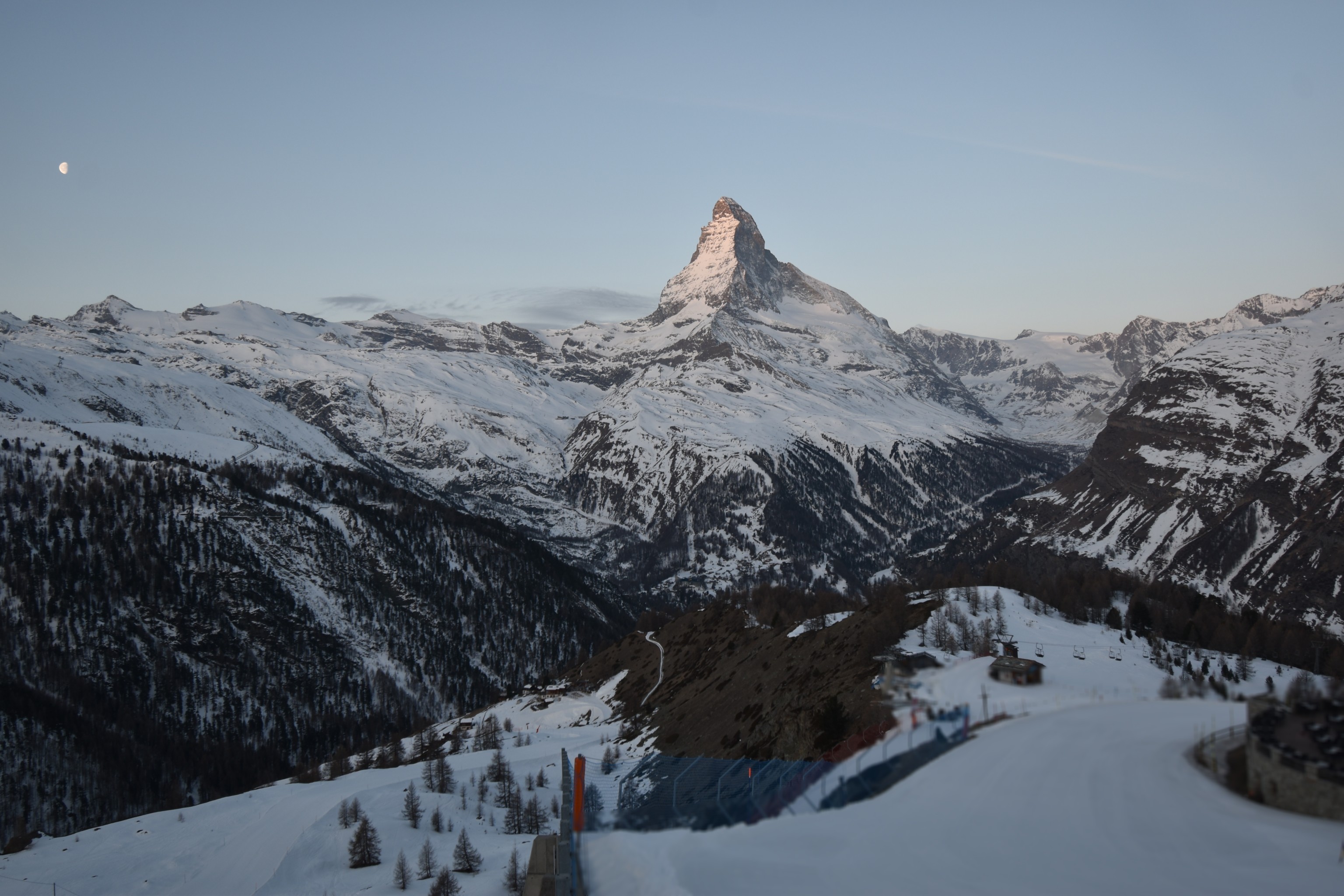 Archiv Foto Webcam Zermatt - Sunnega