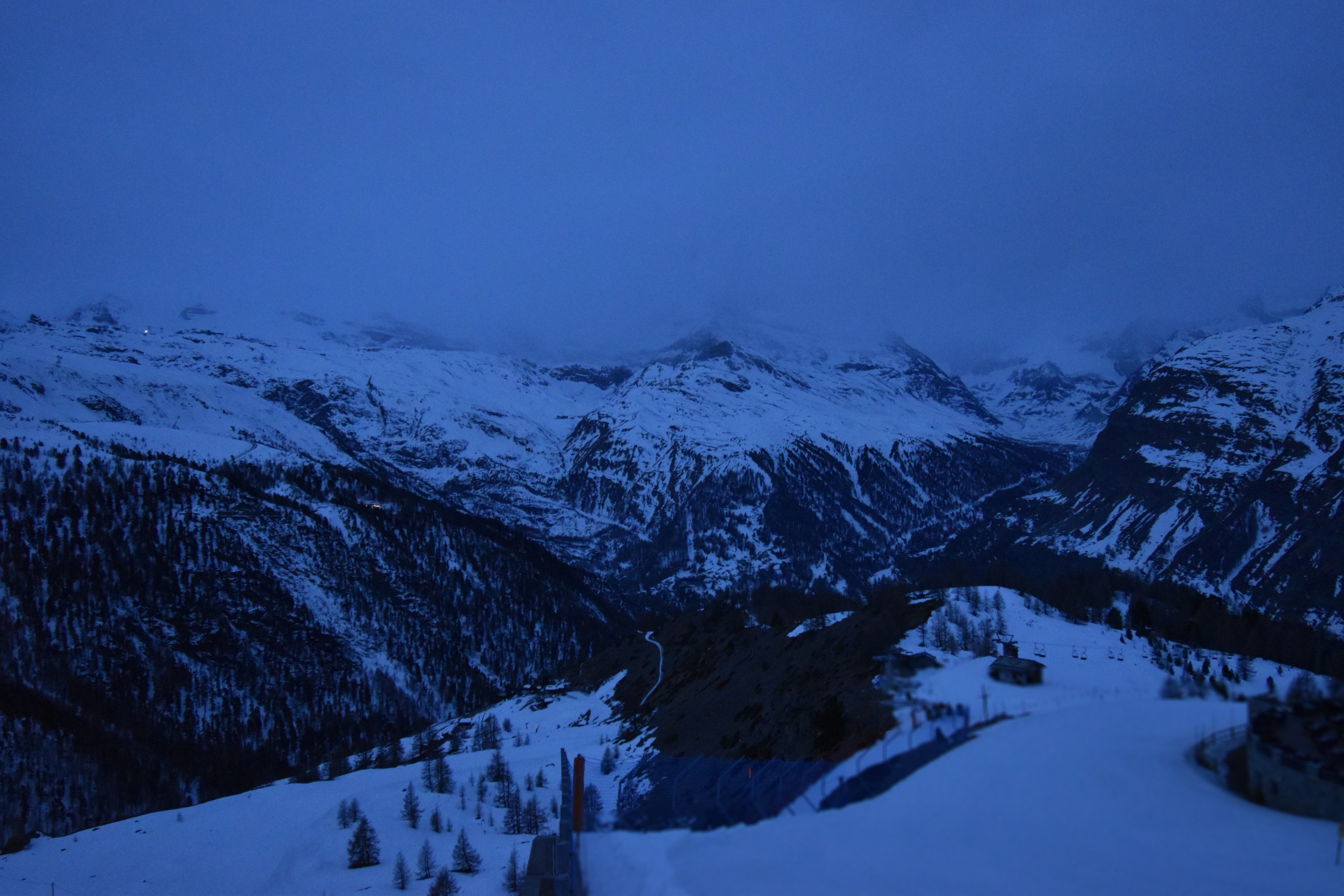 Archiv Foto Webcam Zermatt - Sunnega