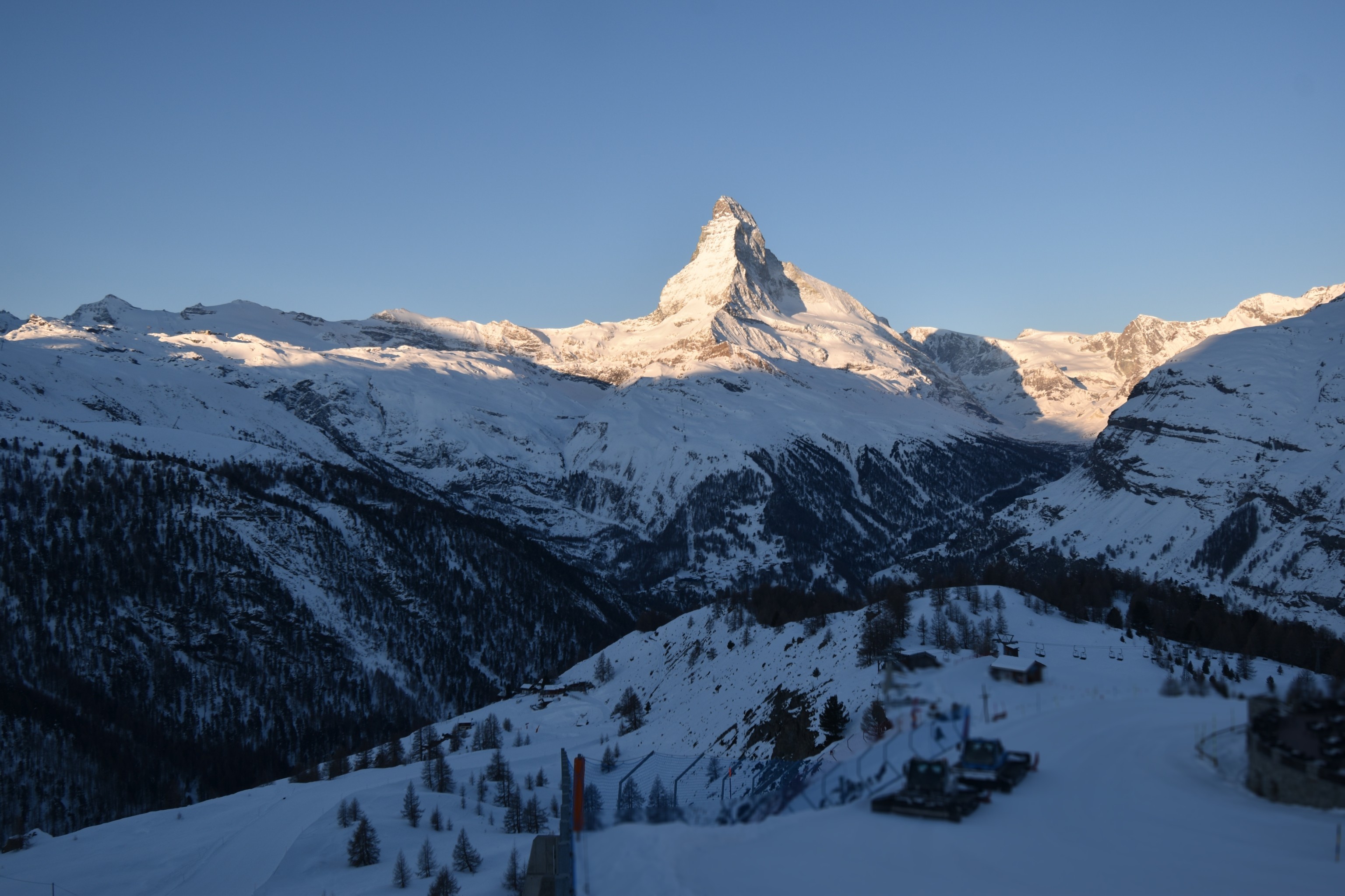 Archiv Foto Webcam Zermatt - Sunnega