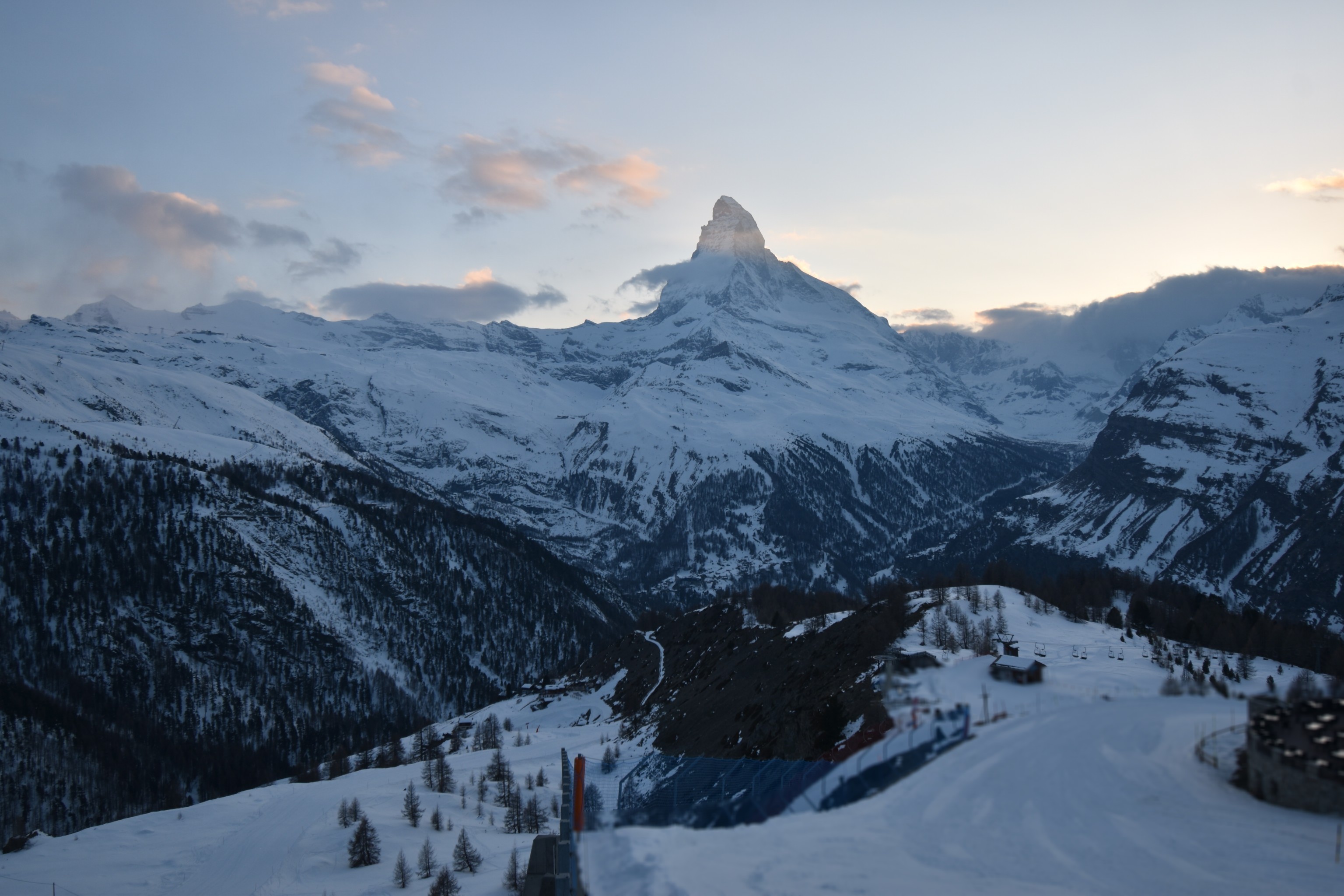 Archiv Foto Webcam Zermatt - Sunnega