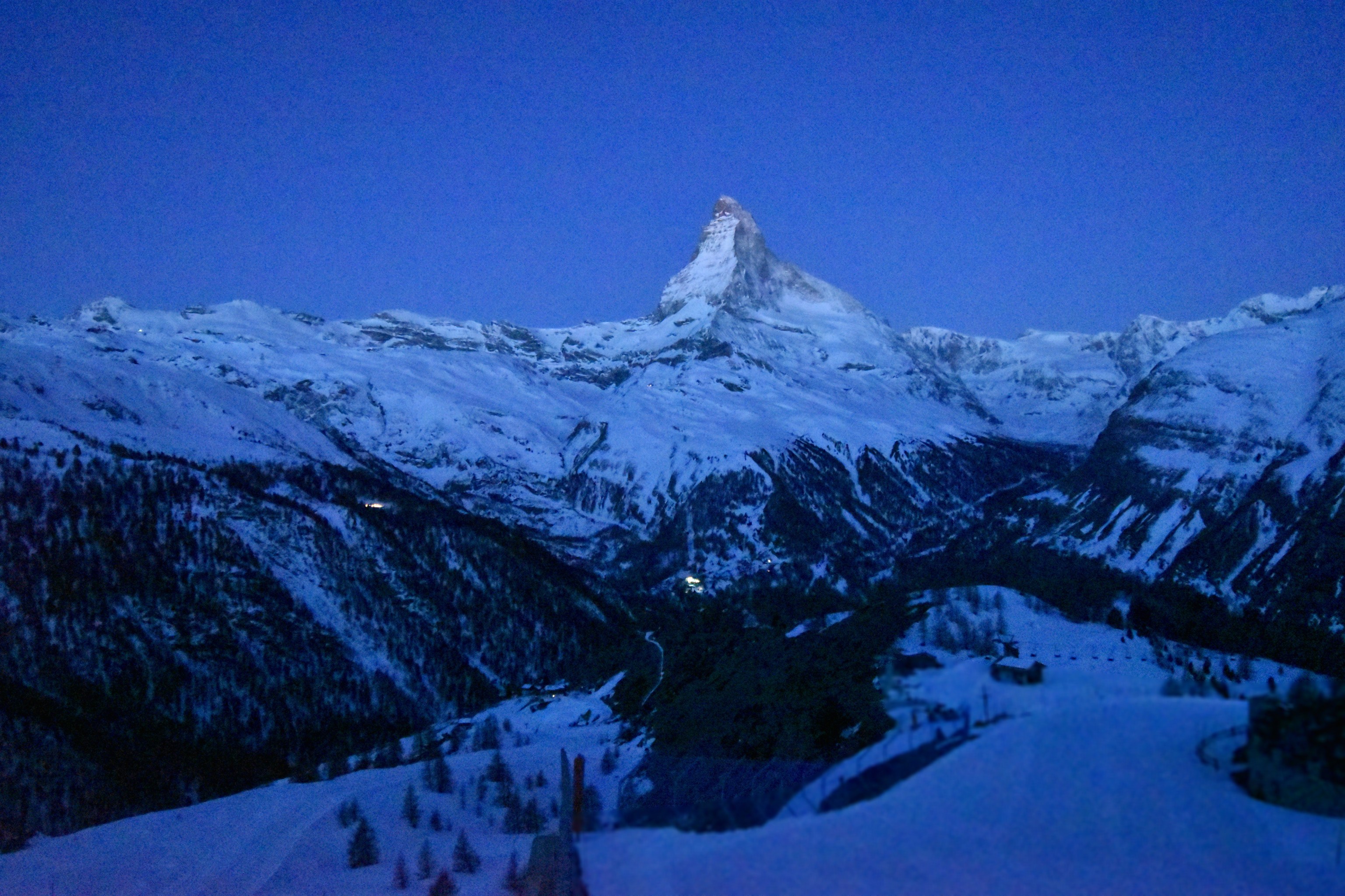 Archiv Foto Webcam Zermatt - Sunnega