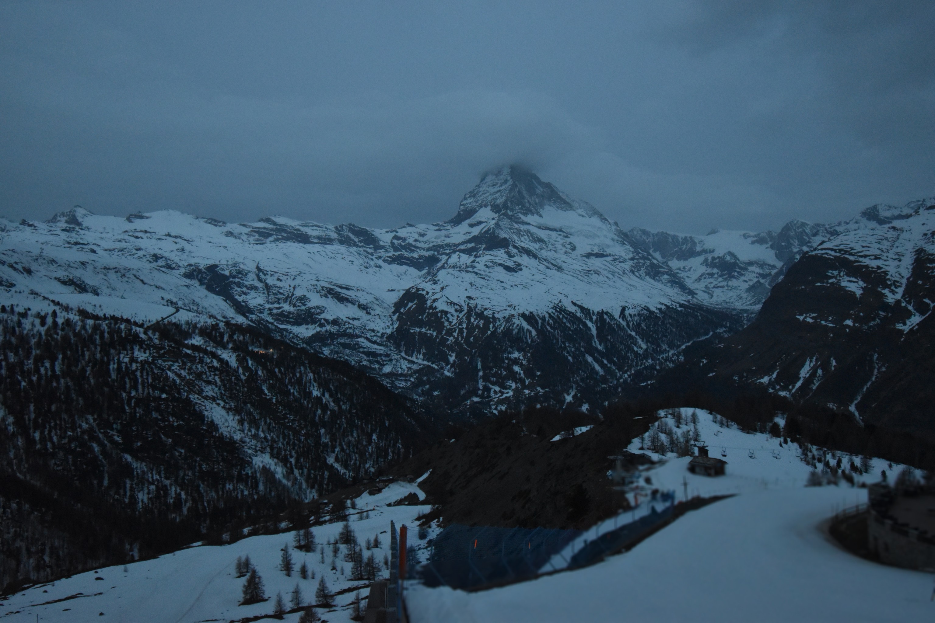 Archiv Foto Webcam Zermatt - Sunnega