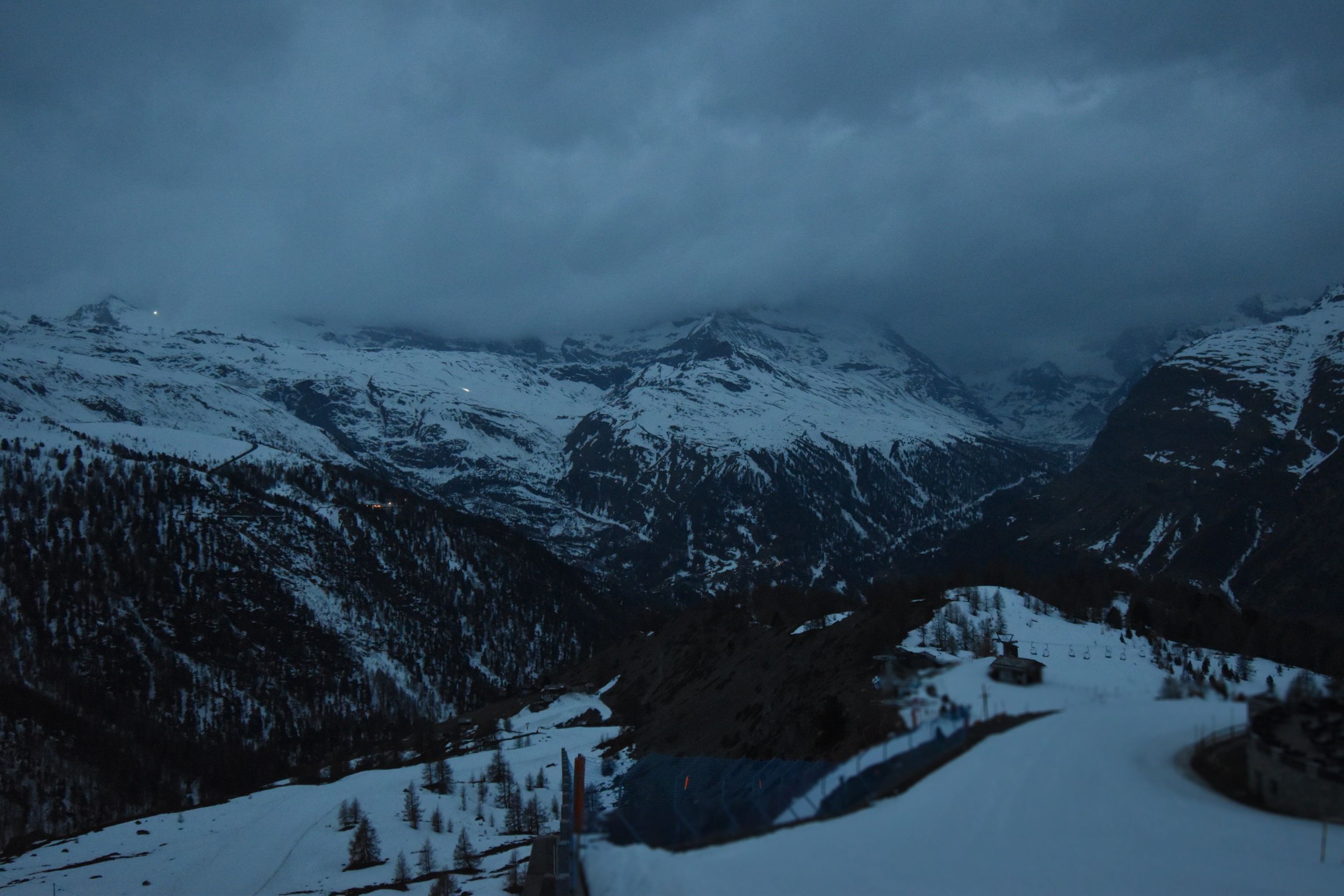 Archiv Foto Webcam Zermatt - Sunnega