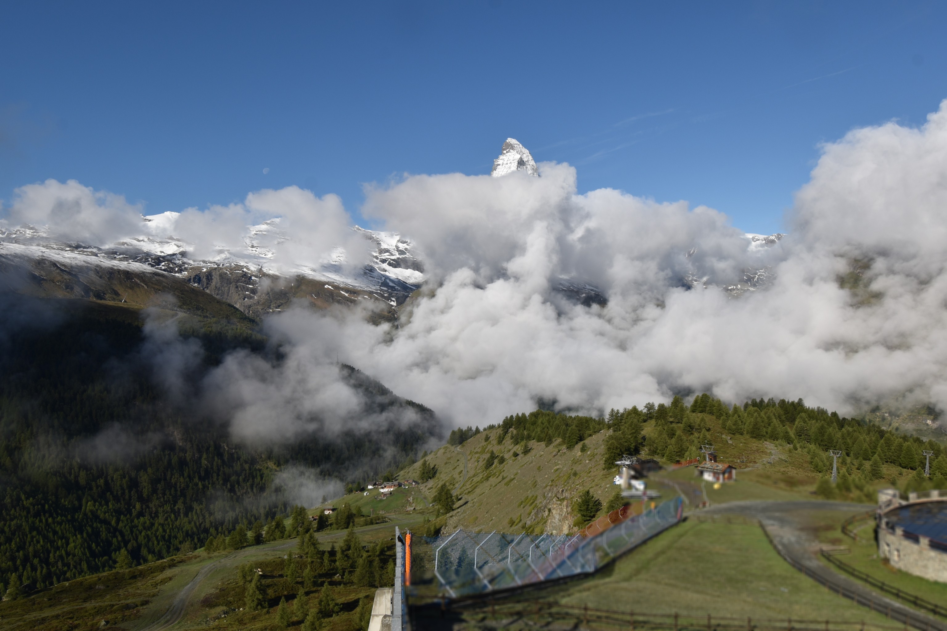 Archiv Foto Webcam Zermatt - Sunnega