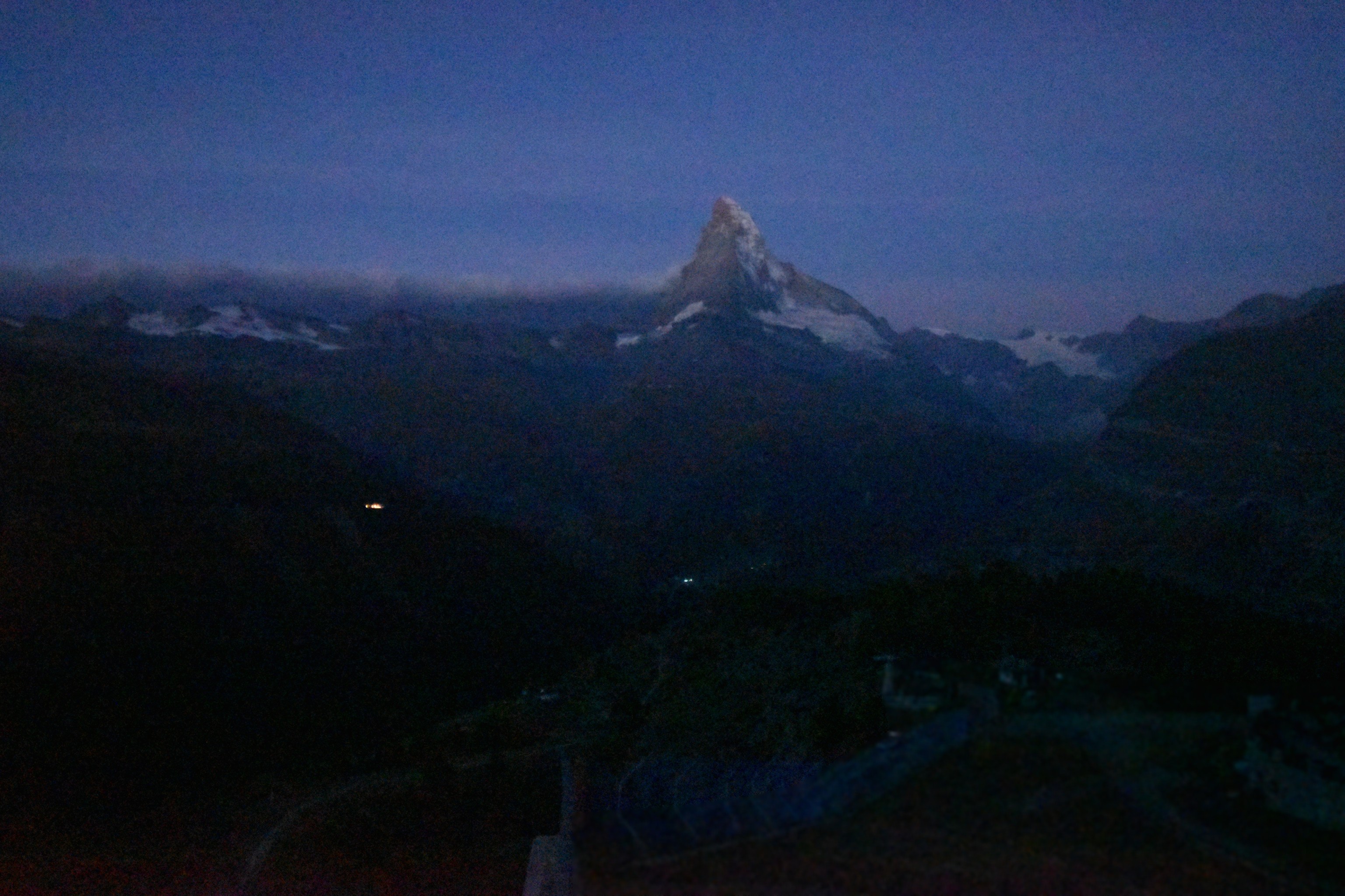 Archiv Foto Webcam Zermatt - Sunnega