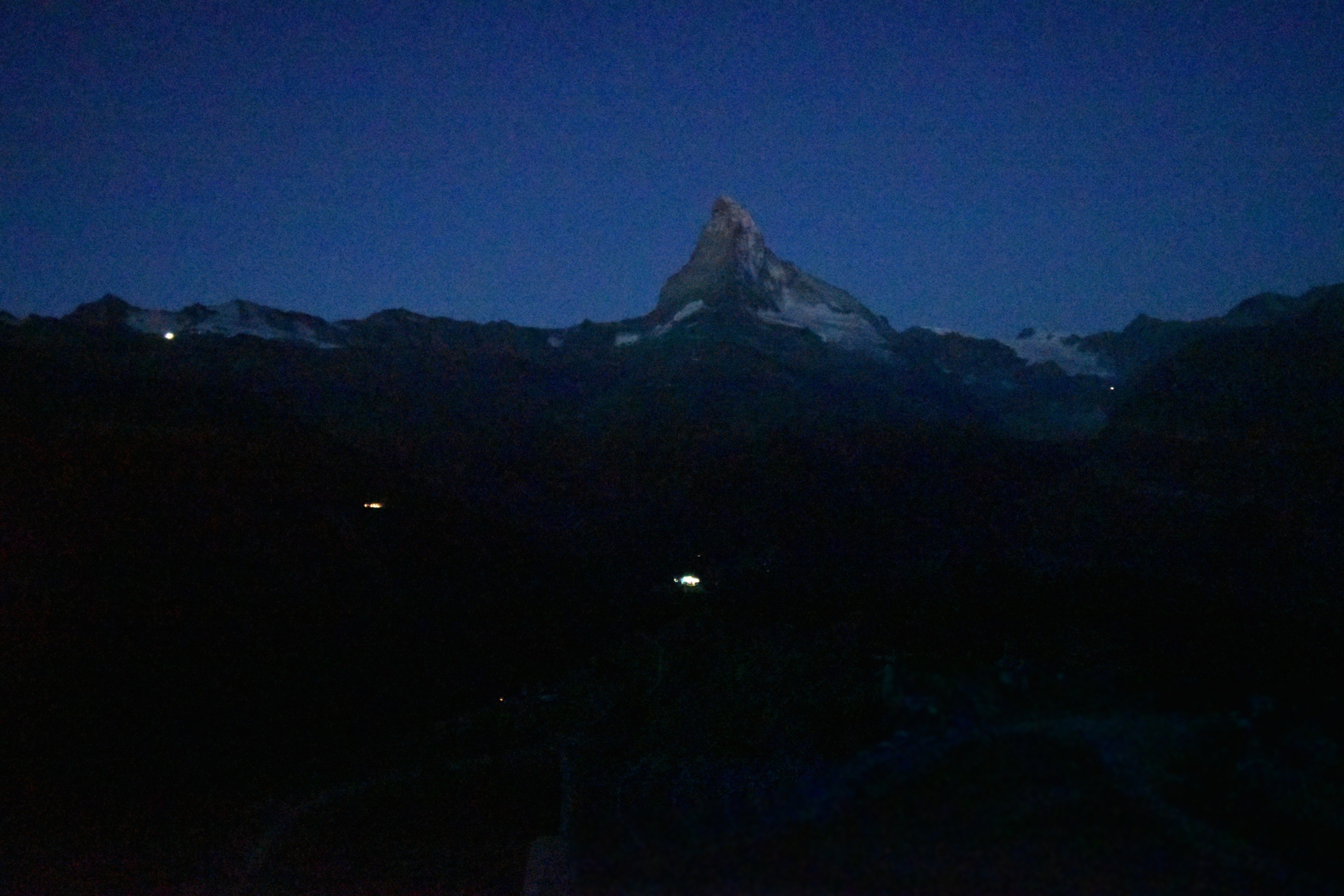 Archiv Foto Webcam Zermatt - Sunnega