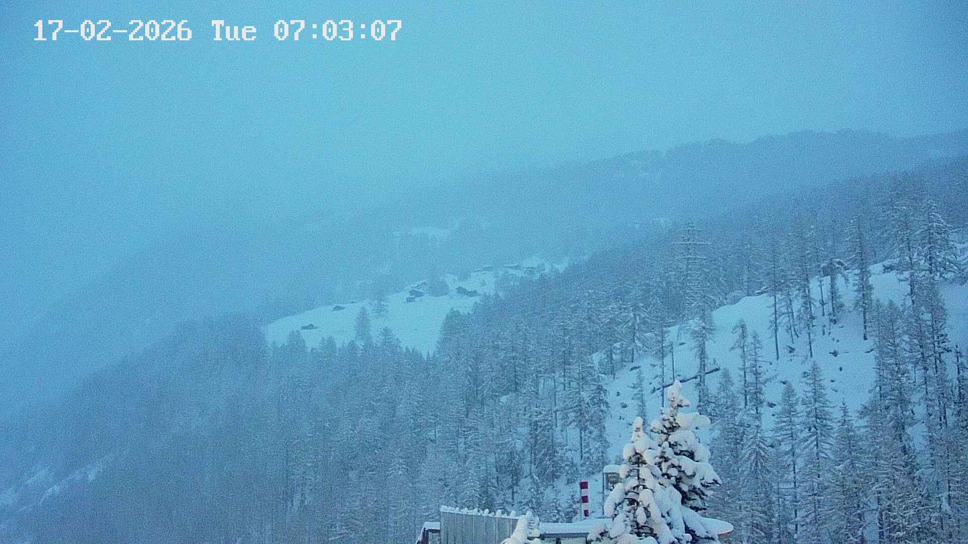 Archiv Foto Webcam Heliport Zermatt