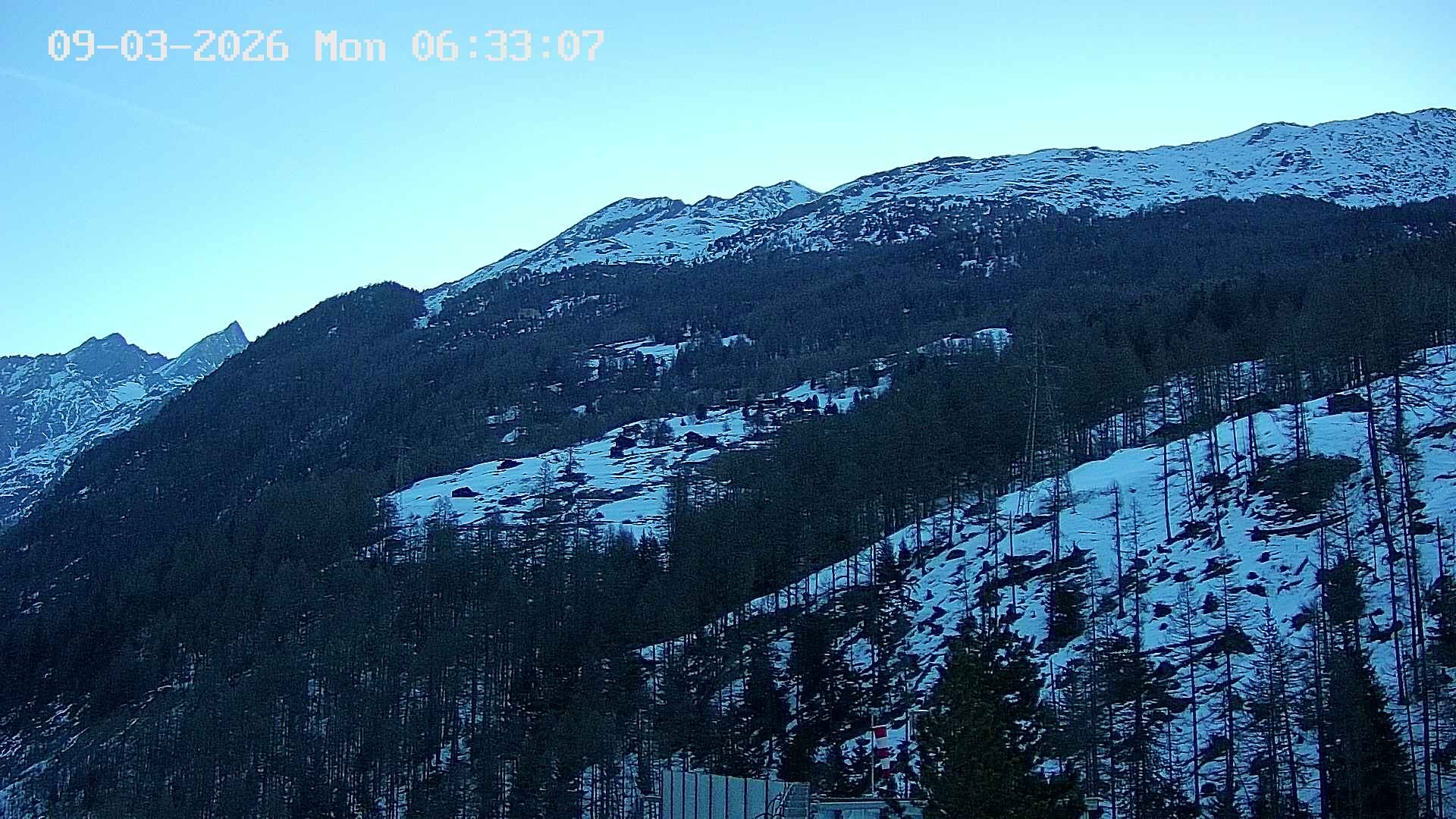 Archiv Foto Webcam Heliport Zermatt