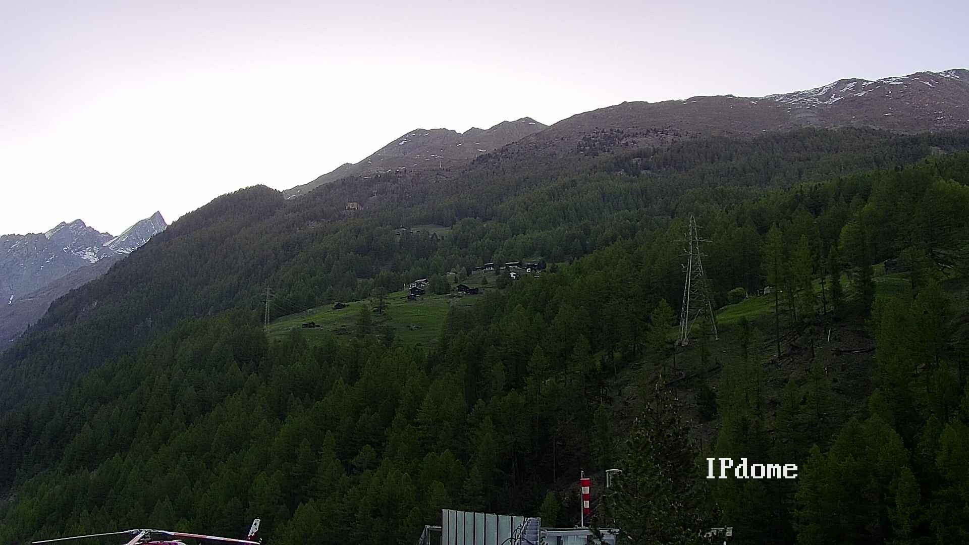 Archiv Foto Webcam Heliport Zermatt