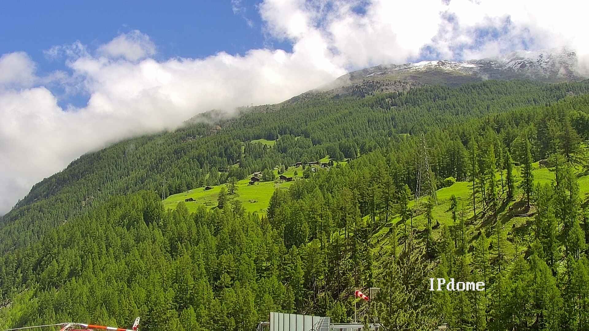 Archiv Foto Webcam Heliport Zermatt