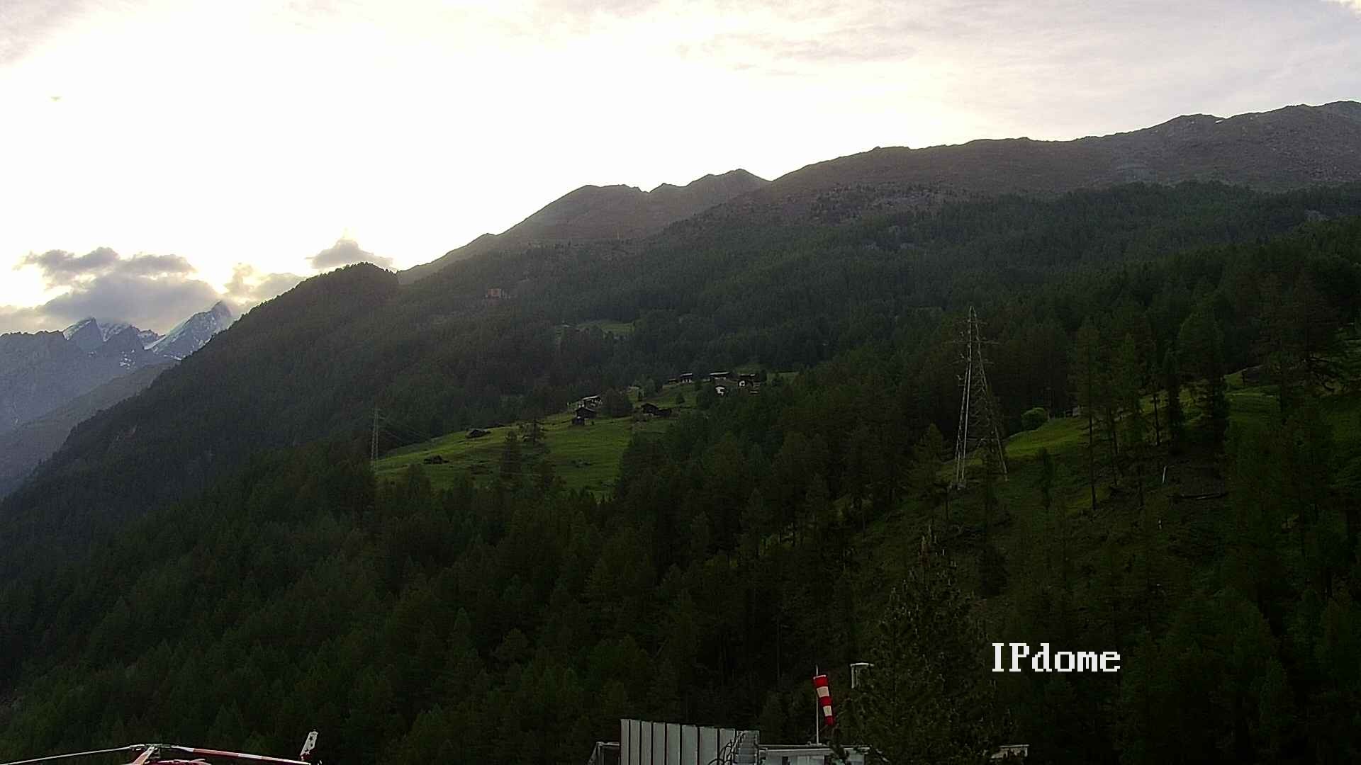 Archiv Foto Webcam Heliport Zermatt