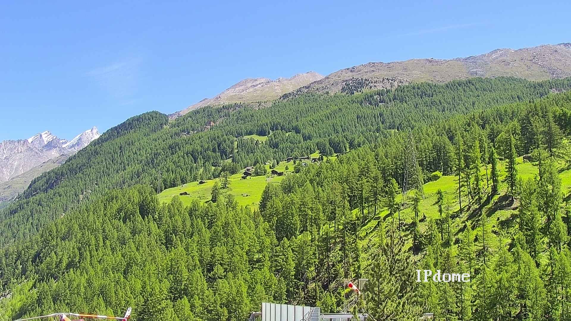 Archiv Foto Webcam Heliport Zermatt