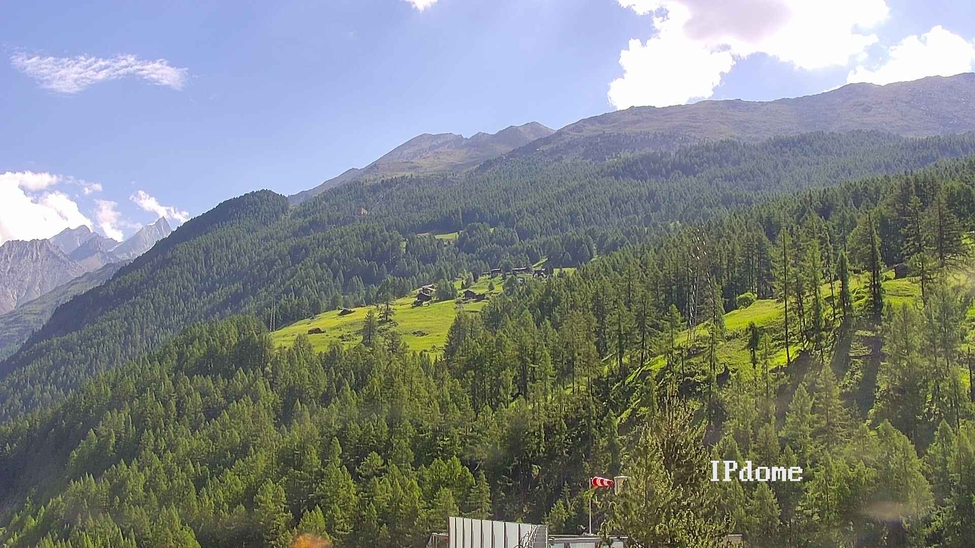 Archiv Foto Webcam Heliport Zermatt