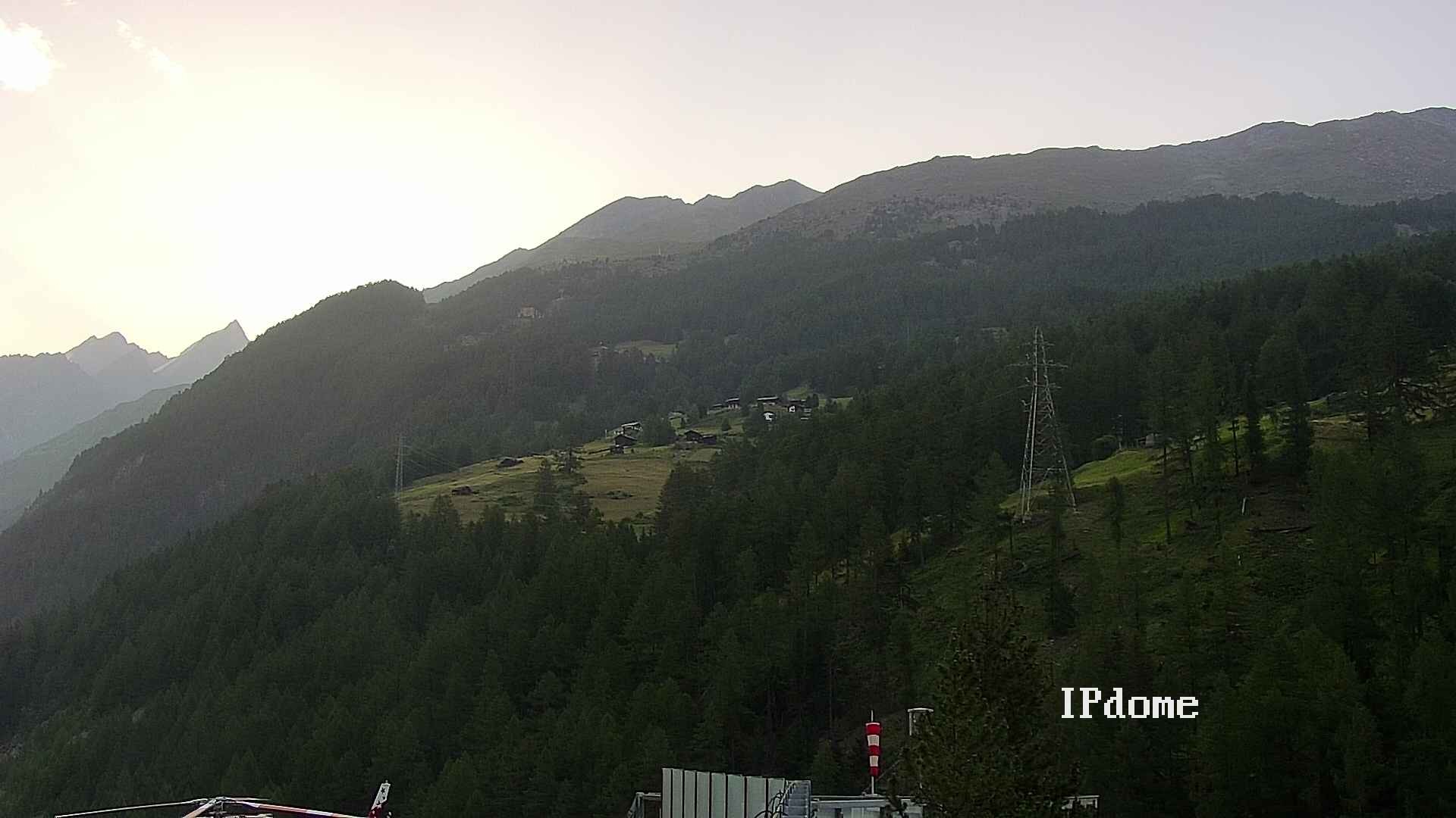 Archiv Foto Webcam Heliport Zermatt