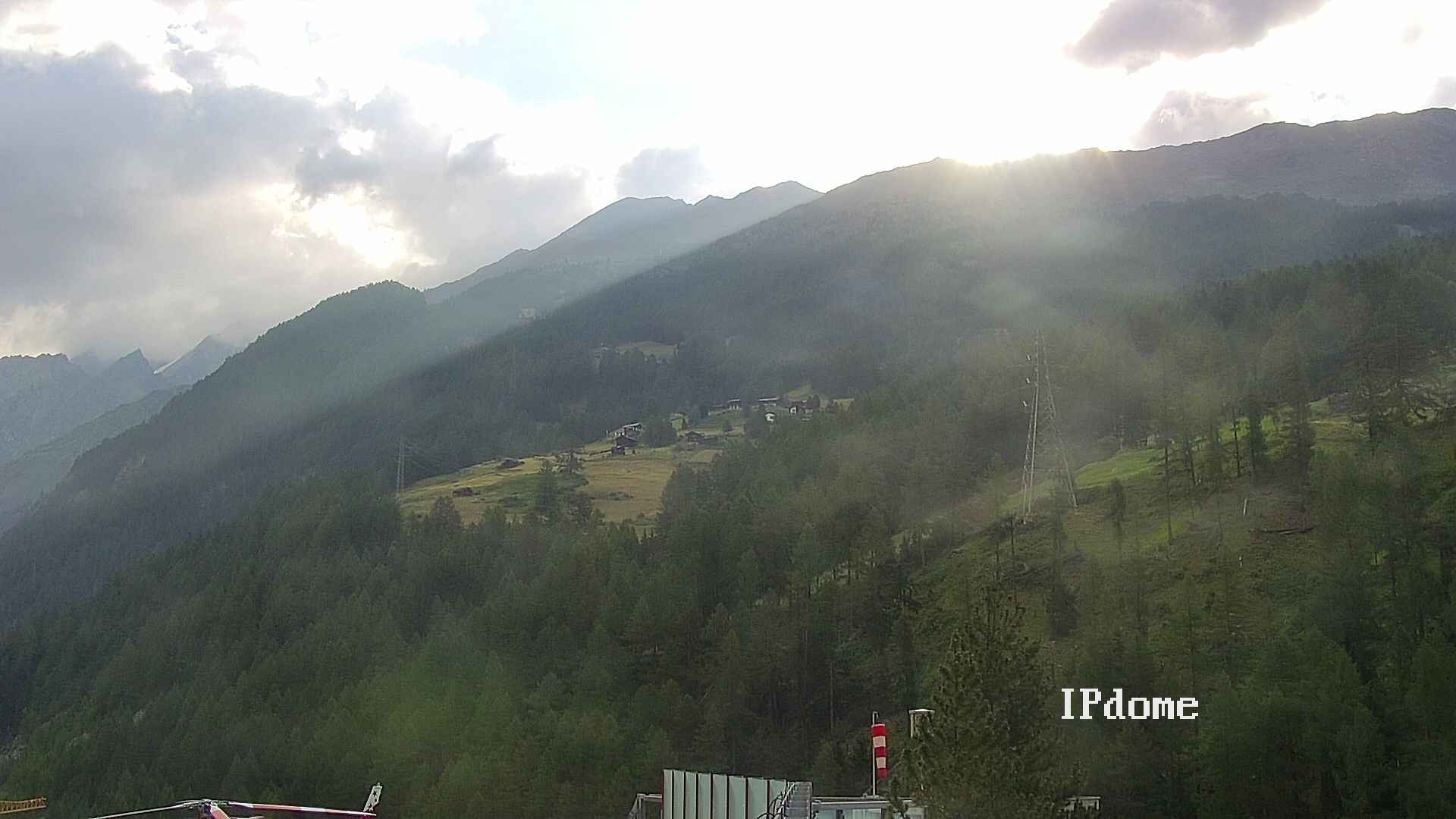 Archiv Foto Webcam Heliport Zermatt