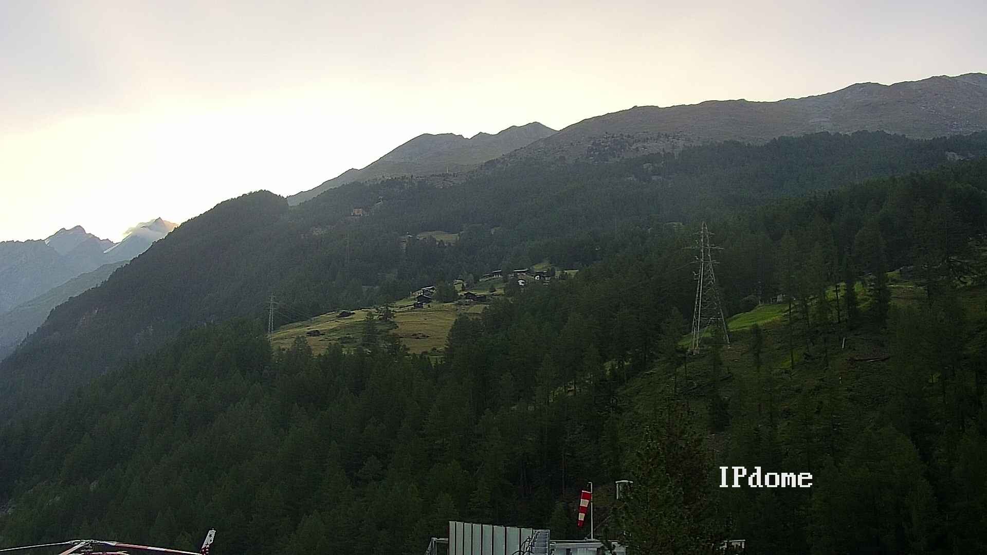 Archiv Foto Webcam Heliport Zermatt