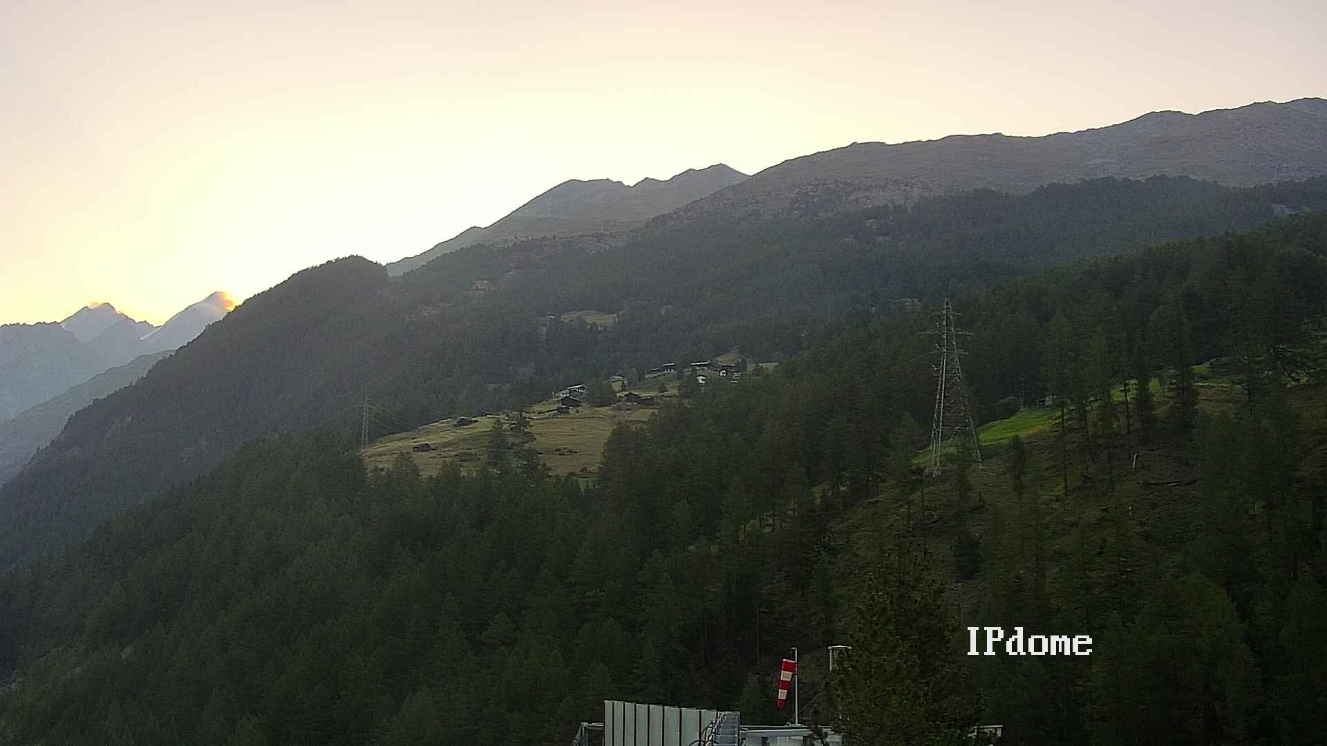Archiv Foto Webcam Heliport Zermatt