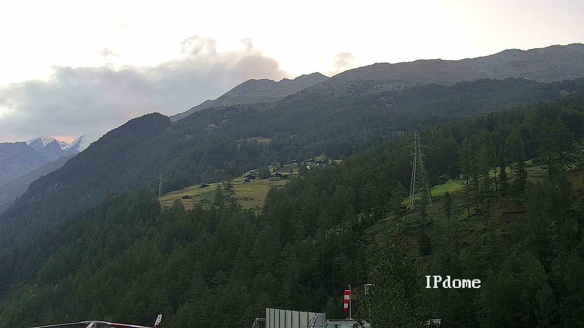 Archiv Foto Webcam Heliport Zermatt