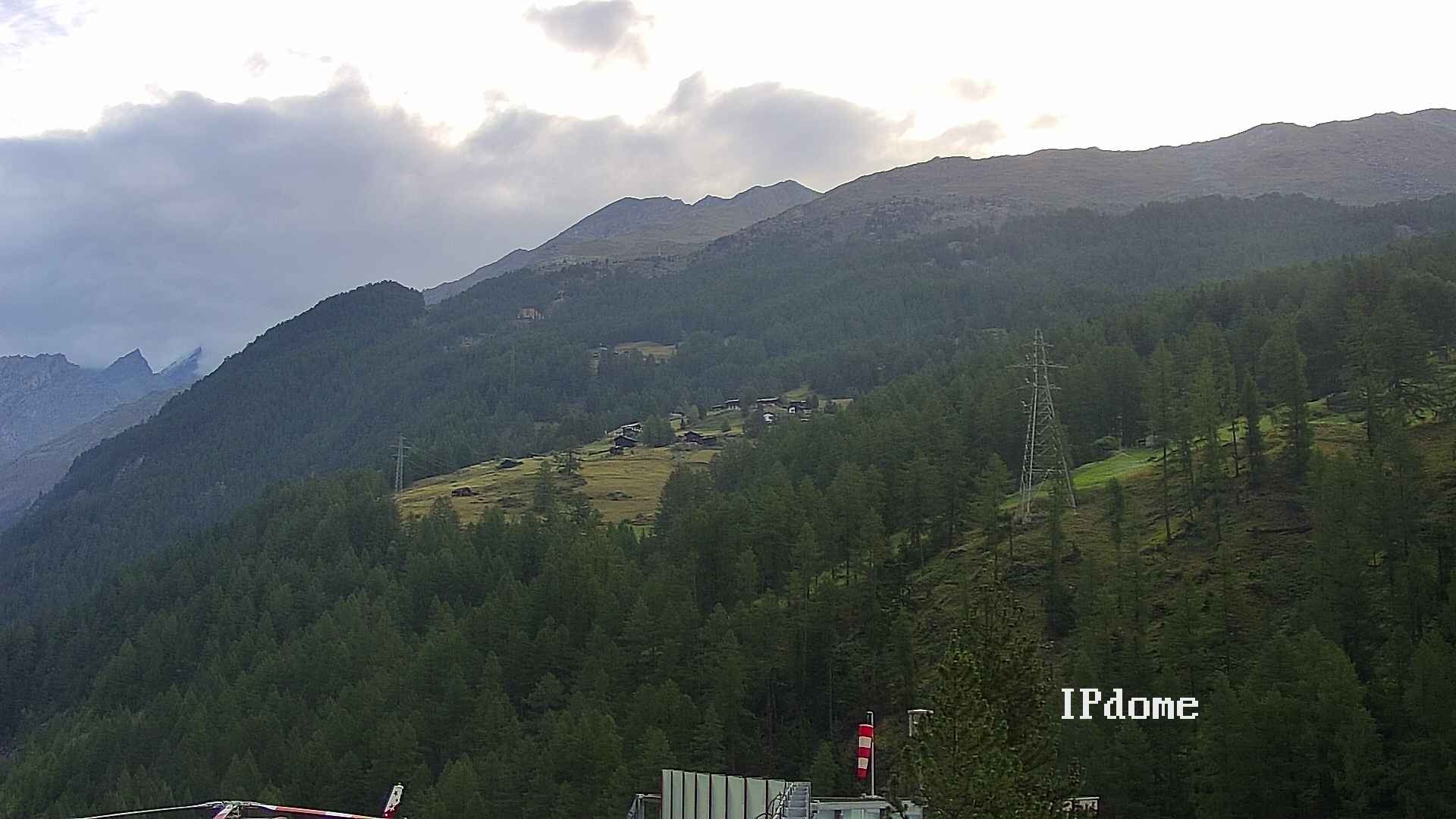 Archiv Foto Webcam Heliport Zermatt