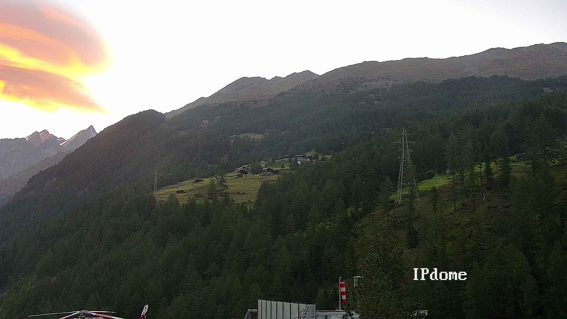 Archiv Foto Webcam Heliport Zermatt