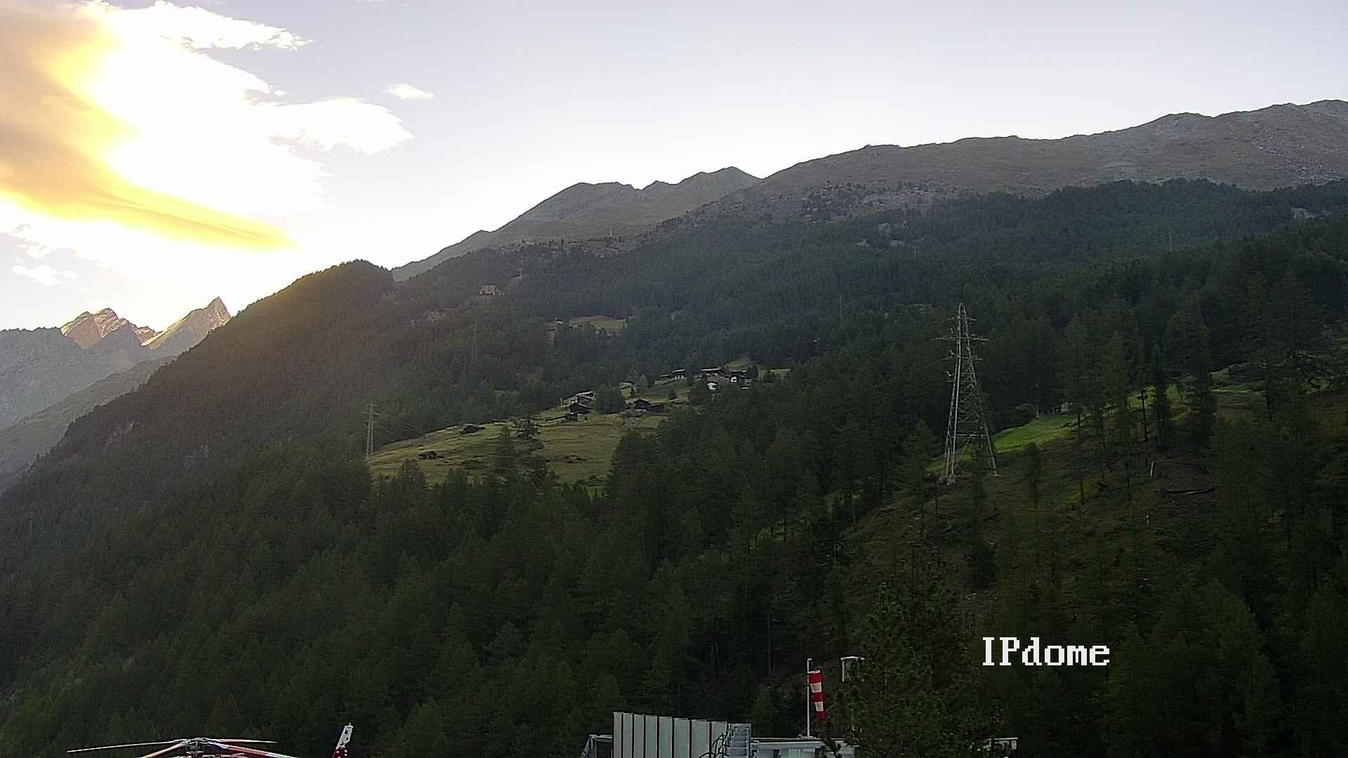 Archiv Foto Webcam Heliport Zermatt