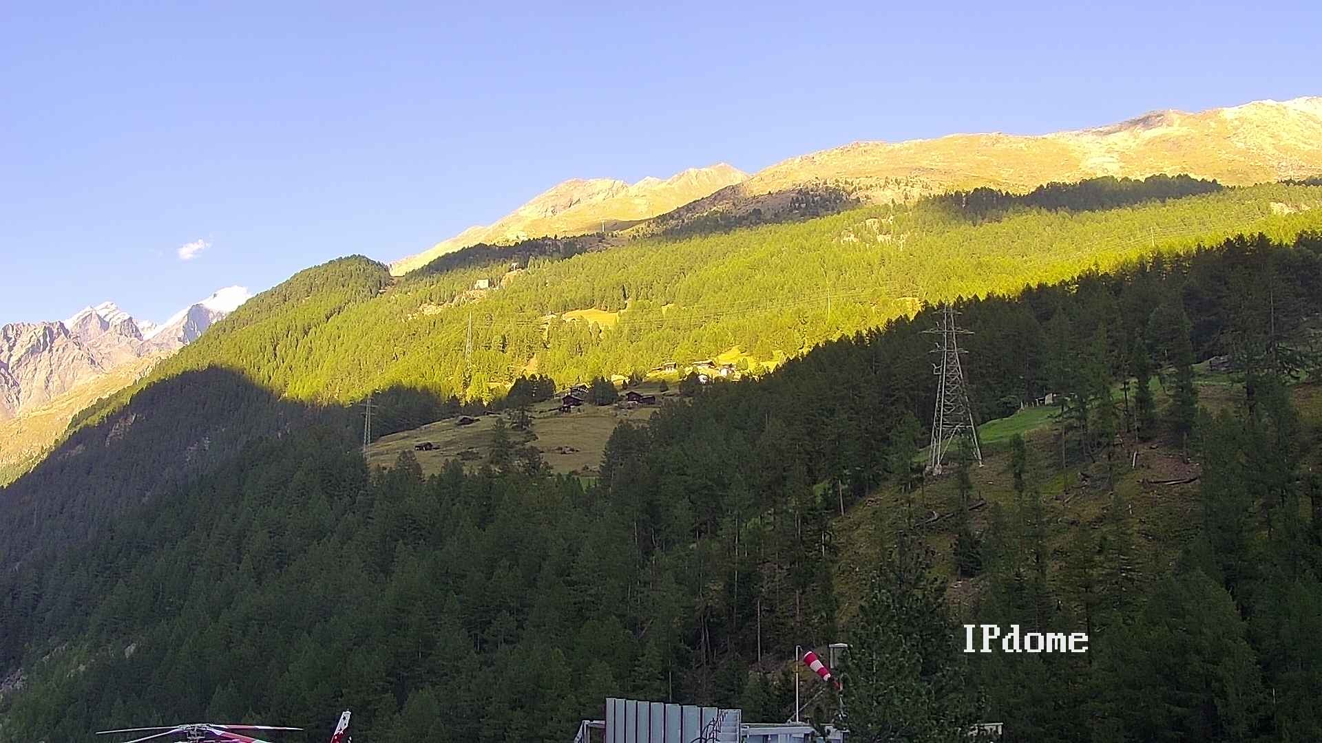Archiv Foto Webcam Heliport Zermatt