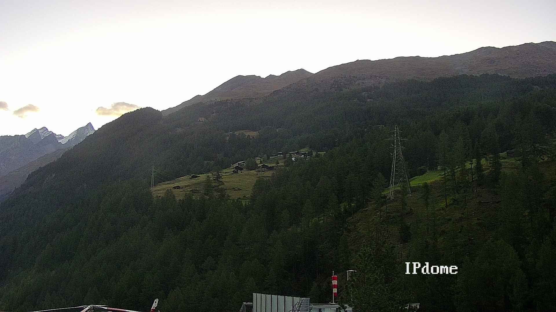 Archiv Foto Webcam Heliport Zermatt