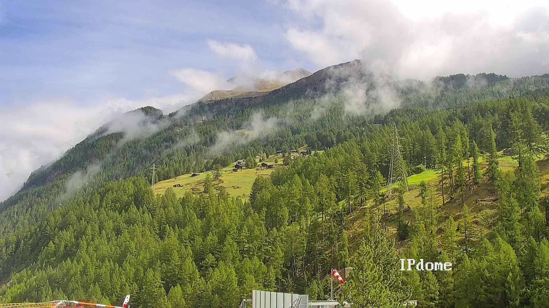 Archiv Foto Webcam Heliport Zermatt