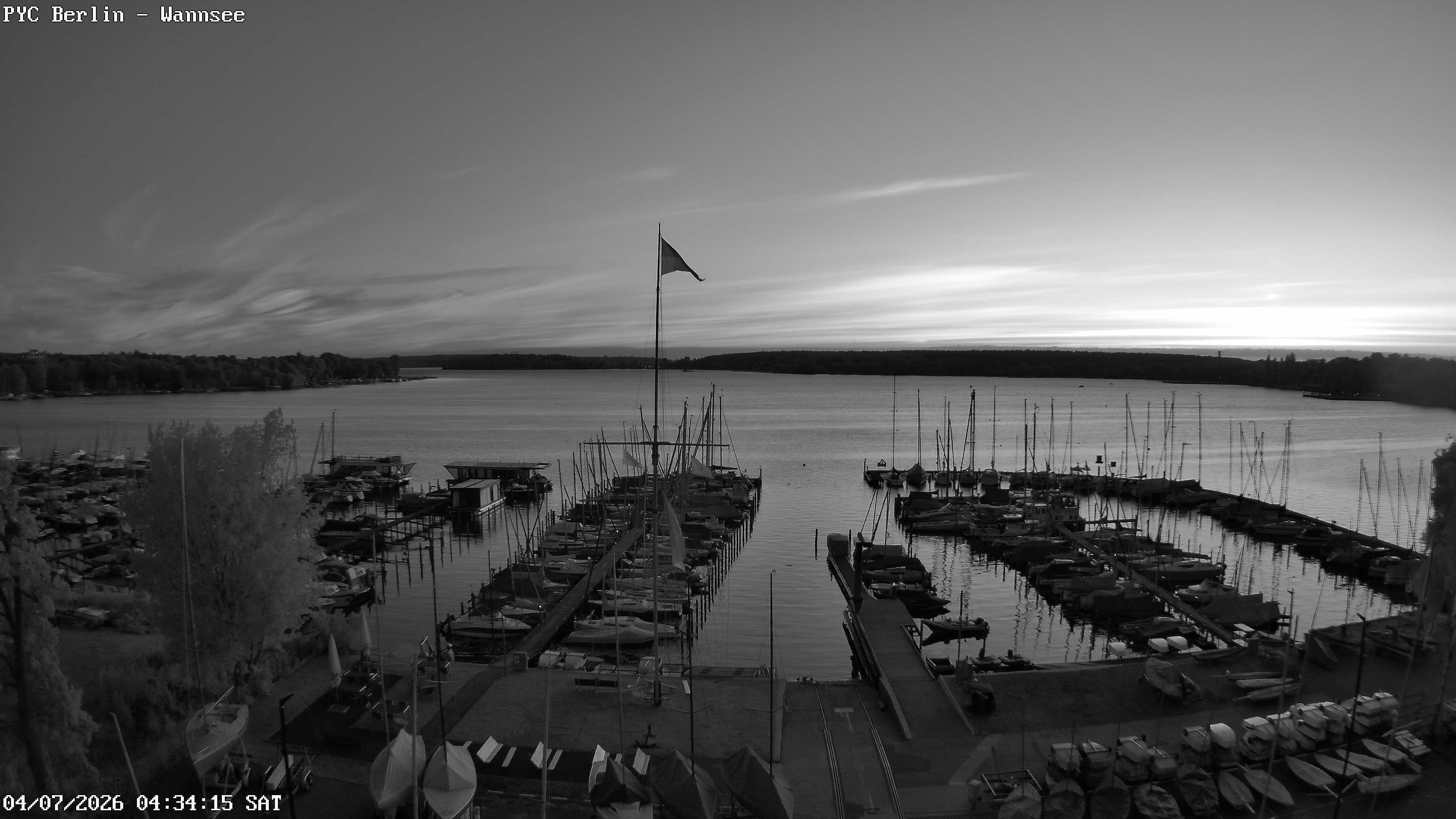 Archiv Foto Webcam Berlin: Potsdamer Yachtclub am Wannsee