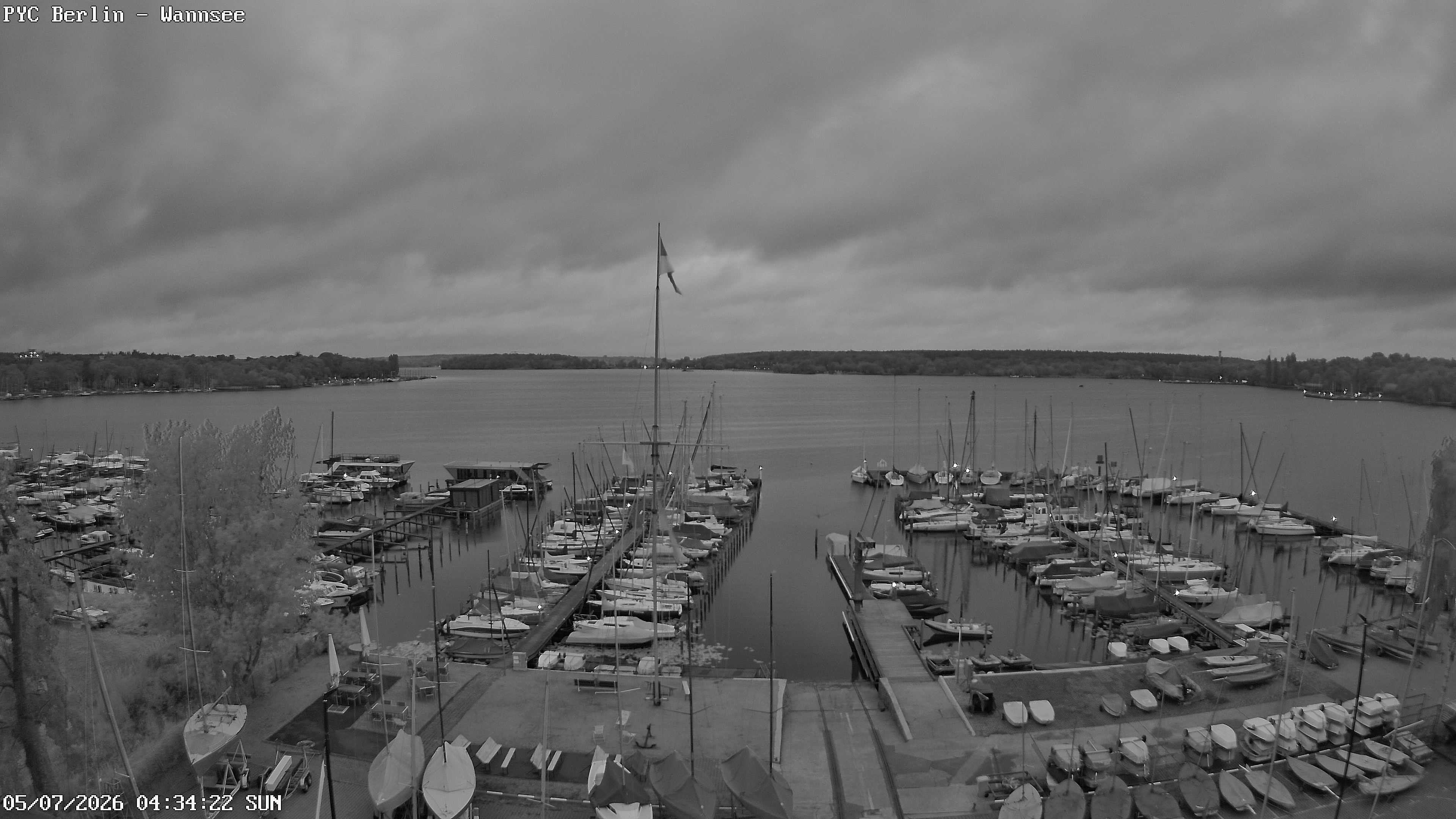 Archiv Foto Webcam Berlin: Potsdamer Yachtclub am Wannsee