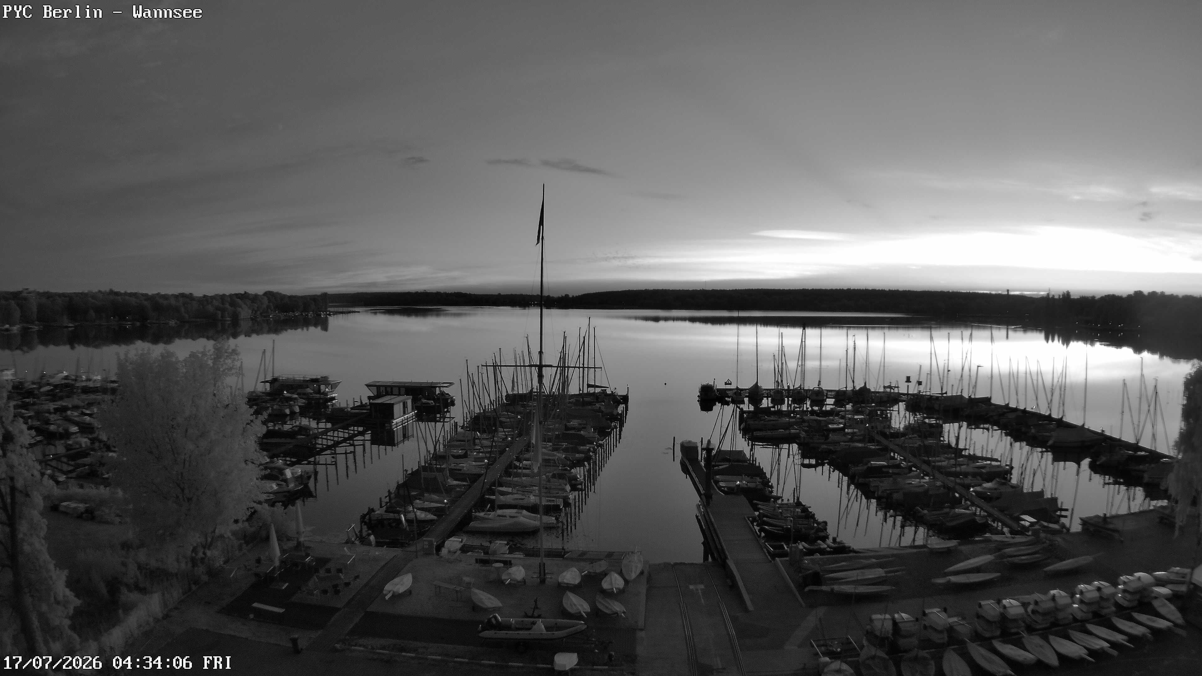 Archiv Foto Webcam Berlin: Potsdamer Yachtclub am Wannsee
