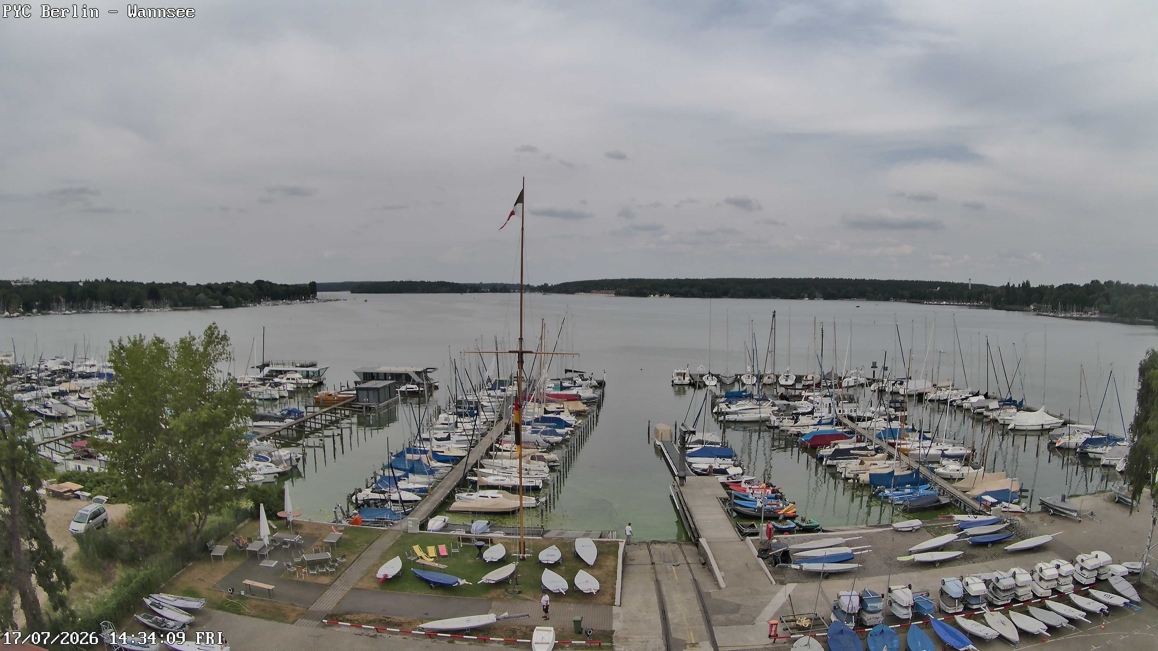 Archiv Foto Webcam Berlin: Potsdamer Yachtclub am Wannsee