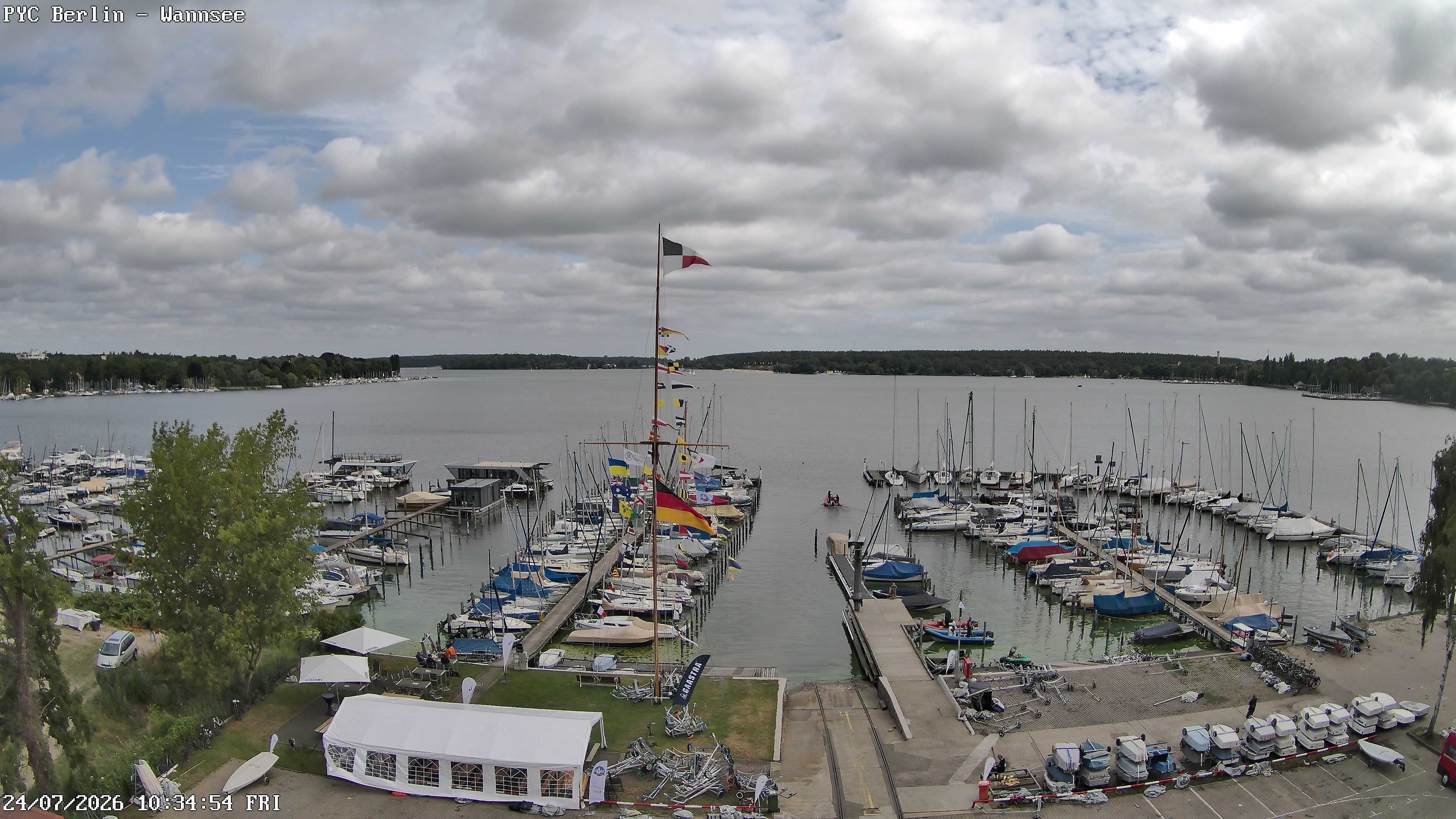 Archiv Foto Webcam Berlin: Potsdamer Yachtclub am Wannsee