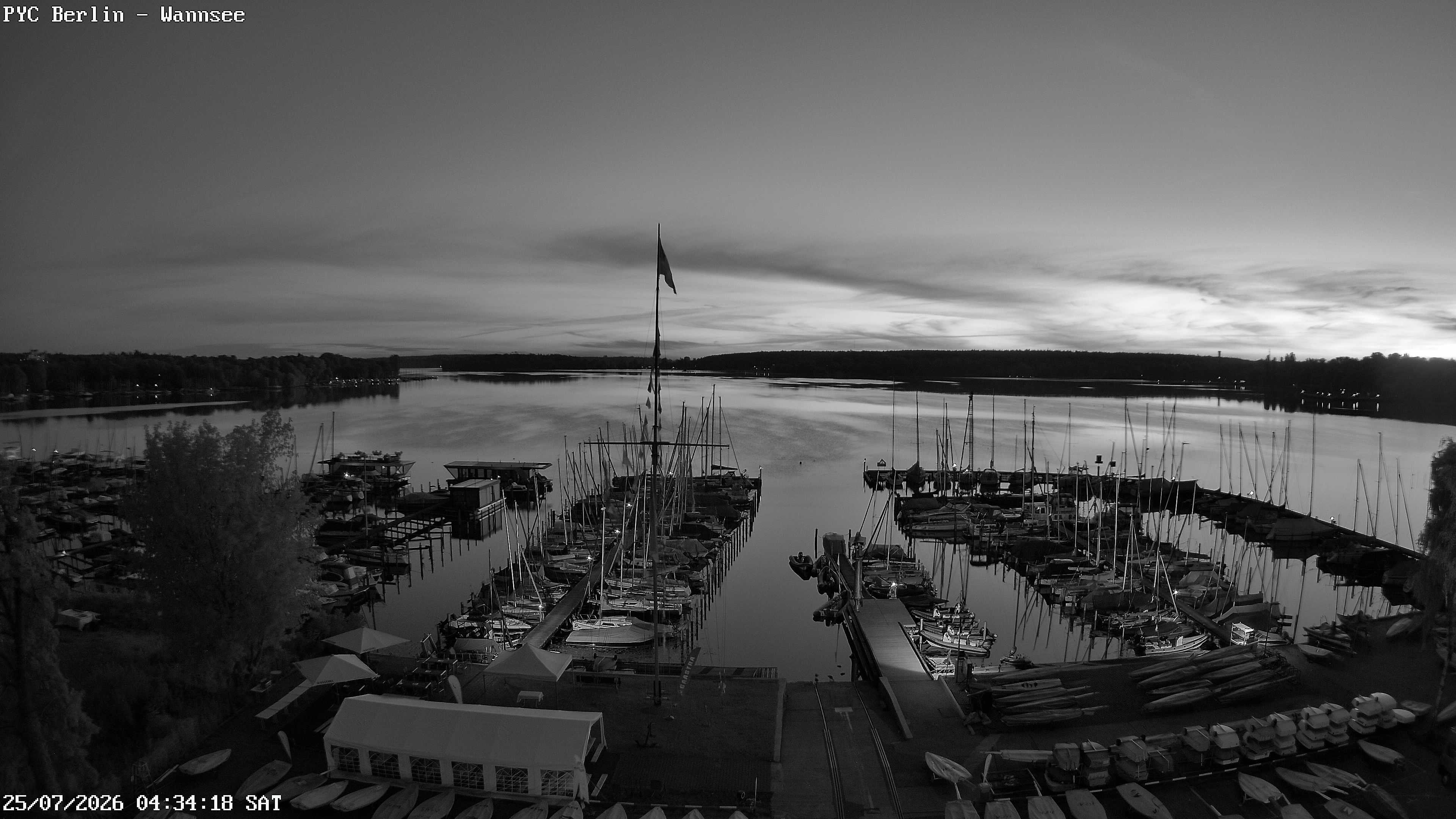 Archiv Foto Webcam Berlin: Potsdamer Yachtclub am Wannsee