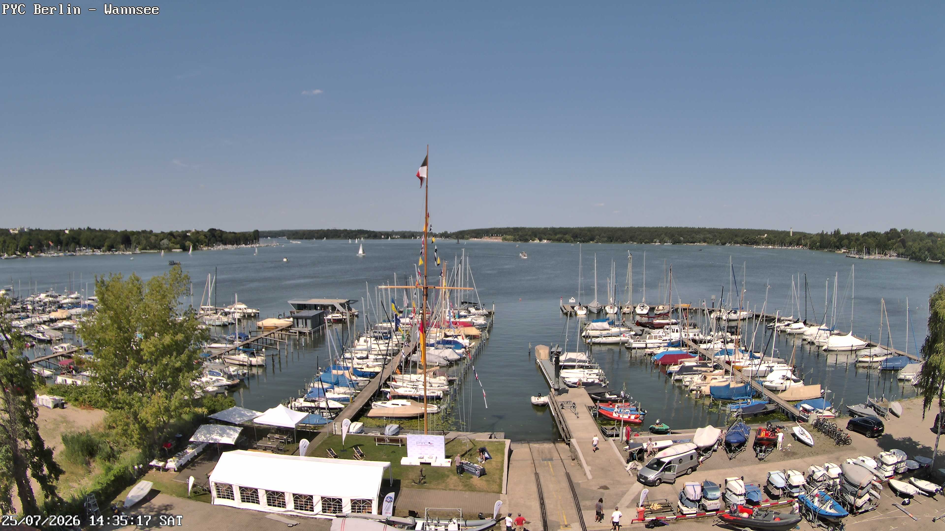 Archiv Foto Webcam Berlin: Potsdamer Yachtclub am Wannsee
