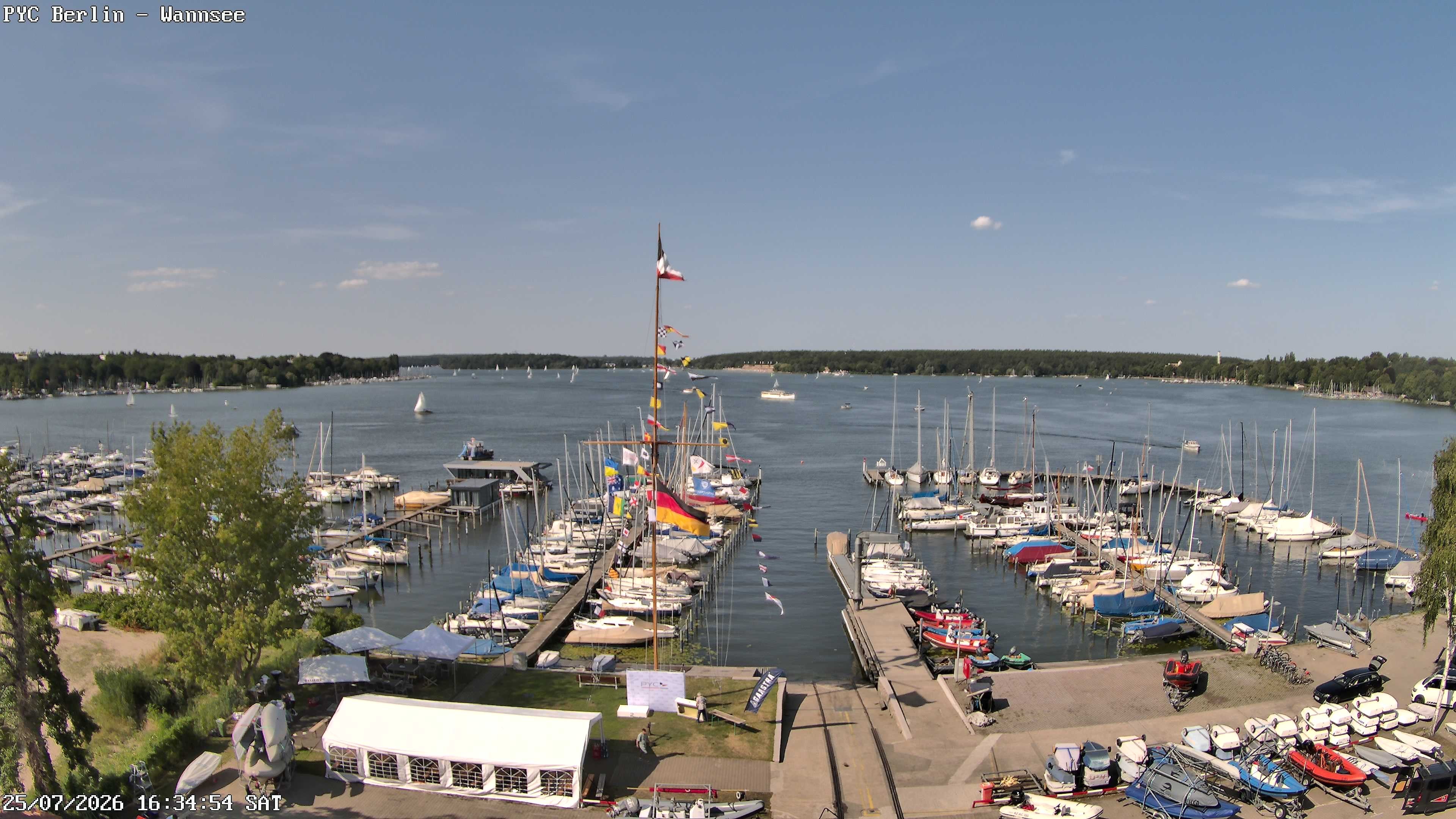 Archiv Foto Webcam Berlin: Potsdamer Yachtclub am Wannsee