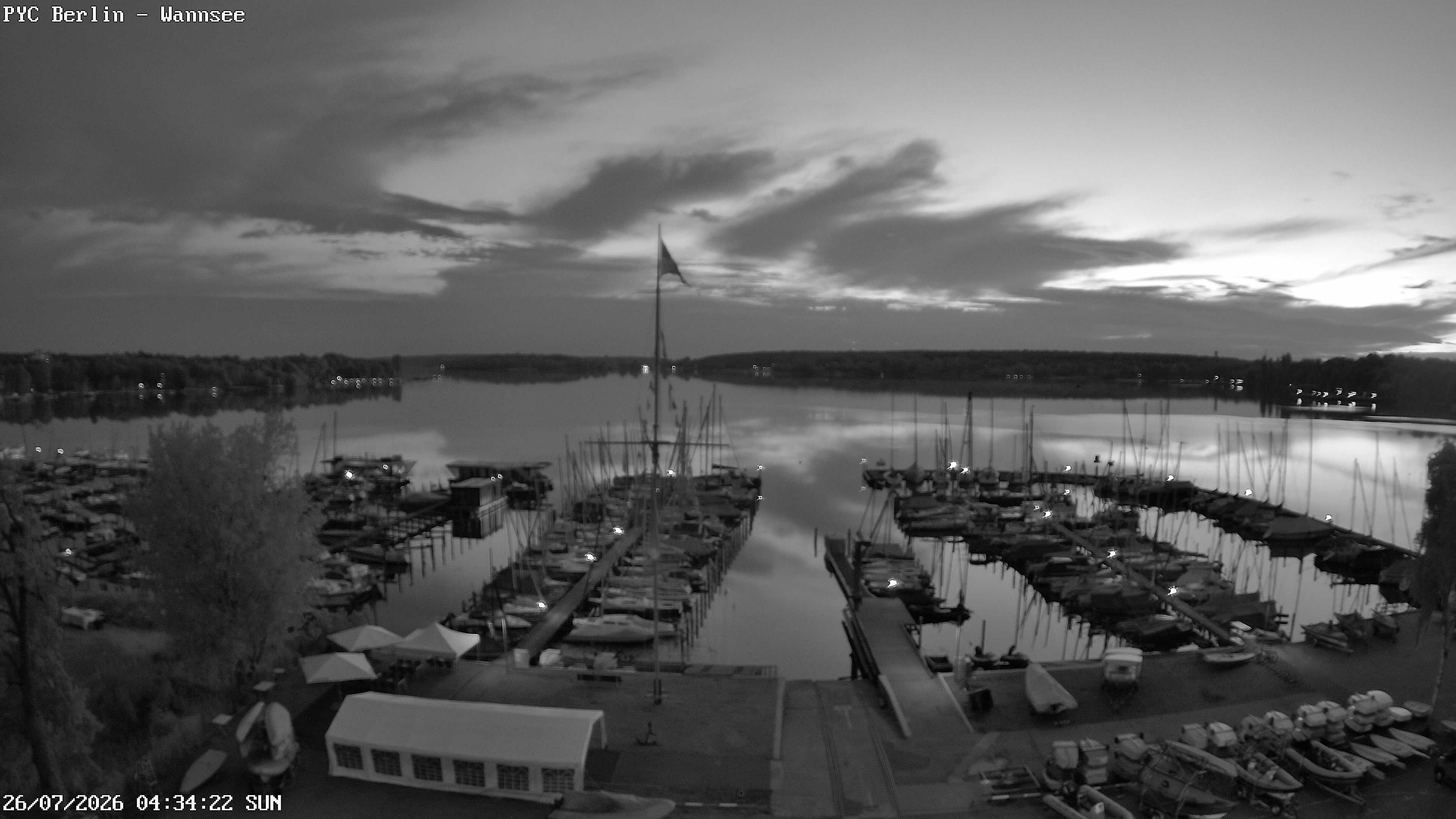 Archiv Foto Webcam Berlin: Potsdamer Yachtclub am Wannsee
