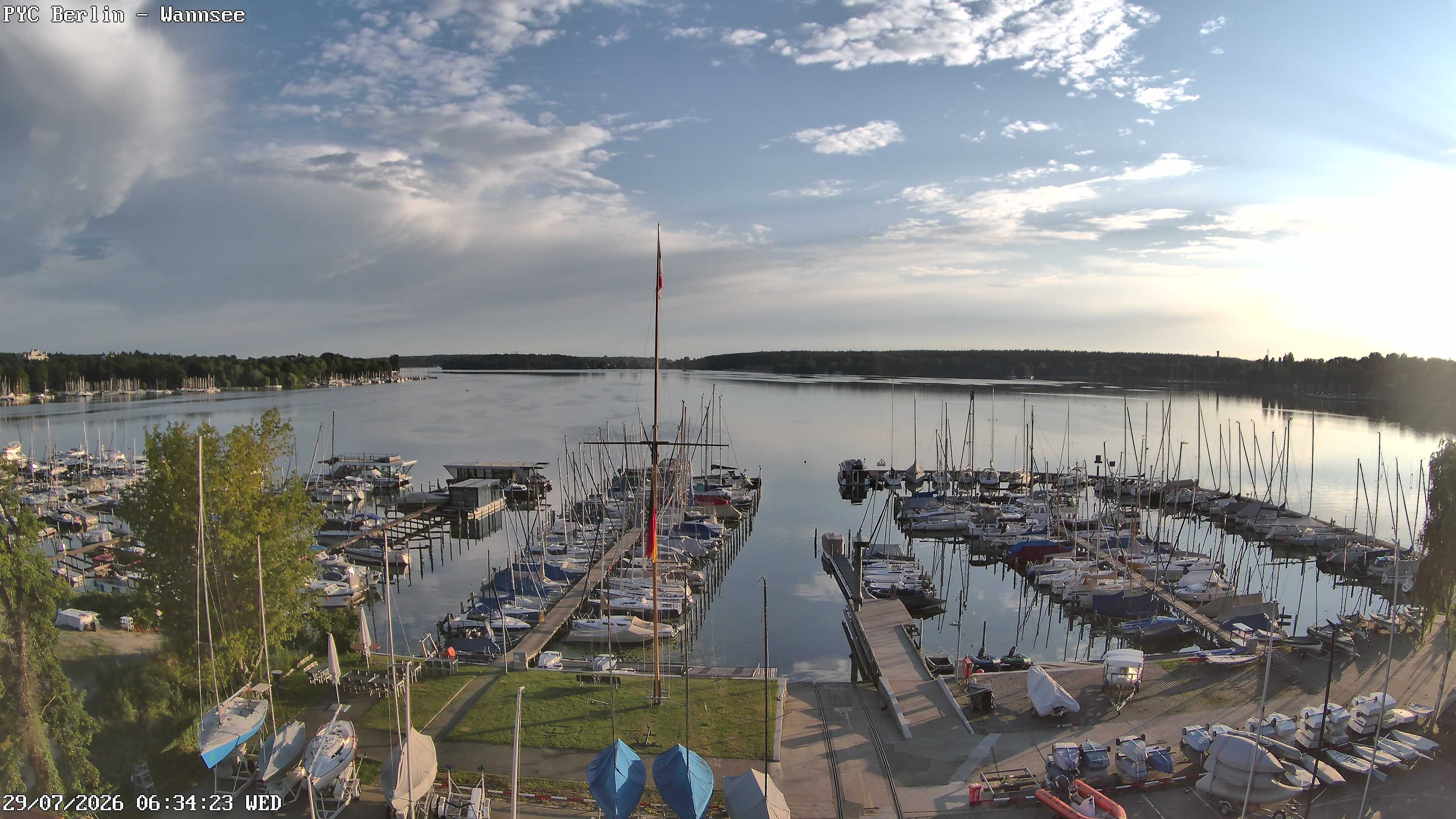 Archiv Foto Webcam Berlin: Potsdamer Yachtclub am Wannsee