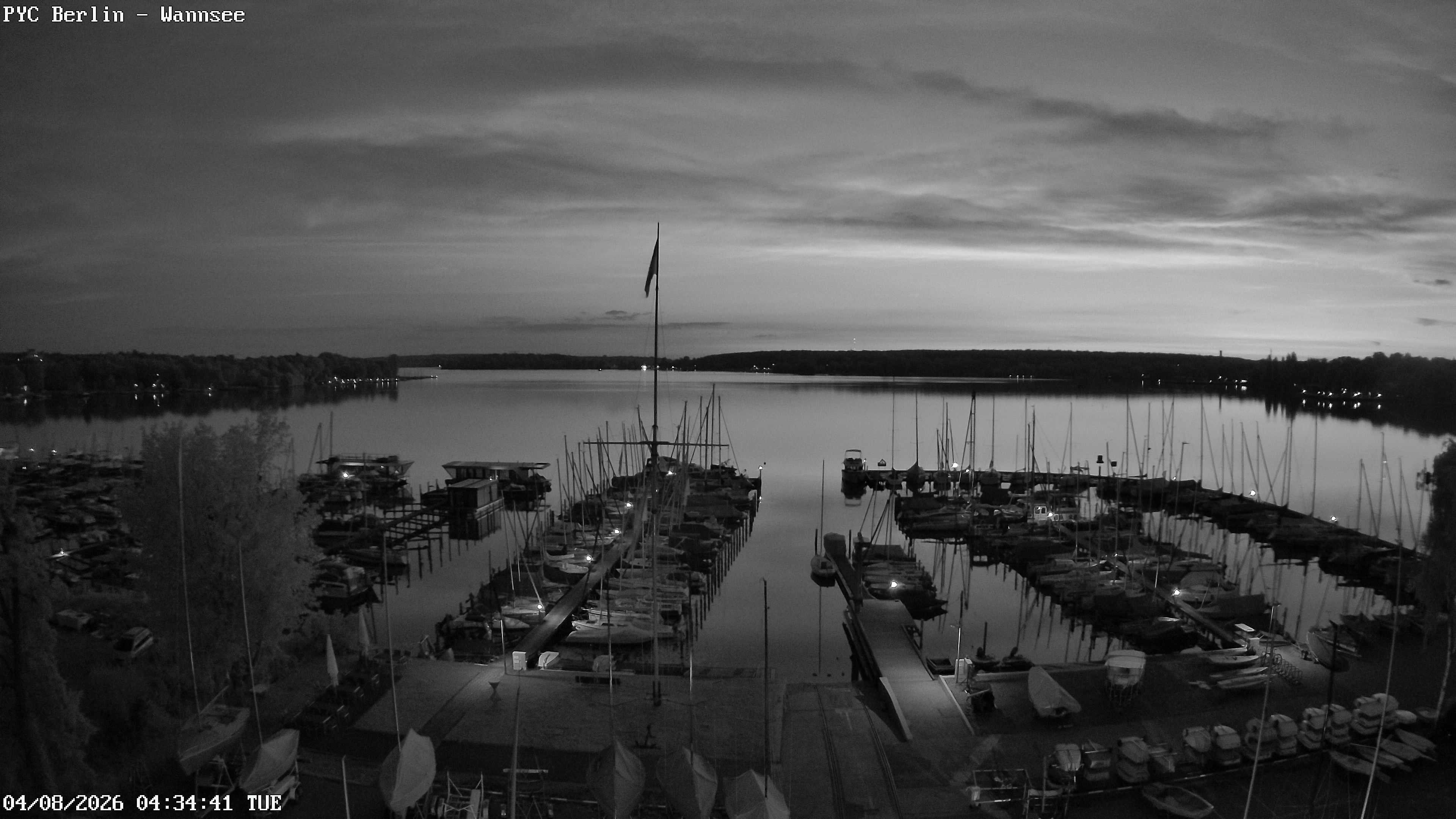Archiv Foto Webcam Berlin: Potsdamer Yachtclub am Wannsee