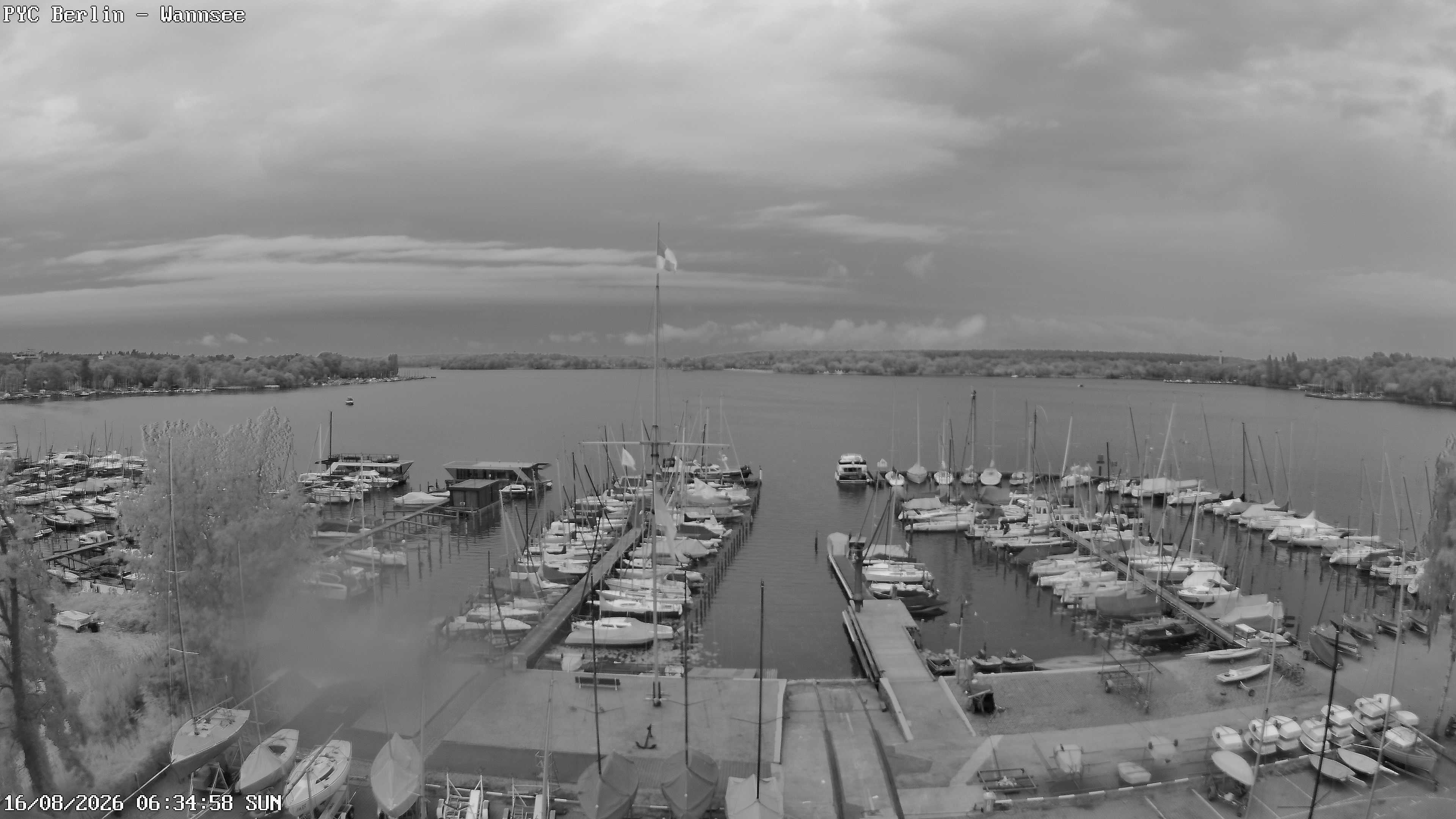 Archiv Foto Webcam Berlin: Potsdamer Yachtclub am Wannsee