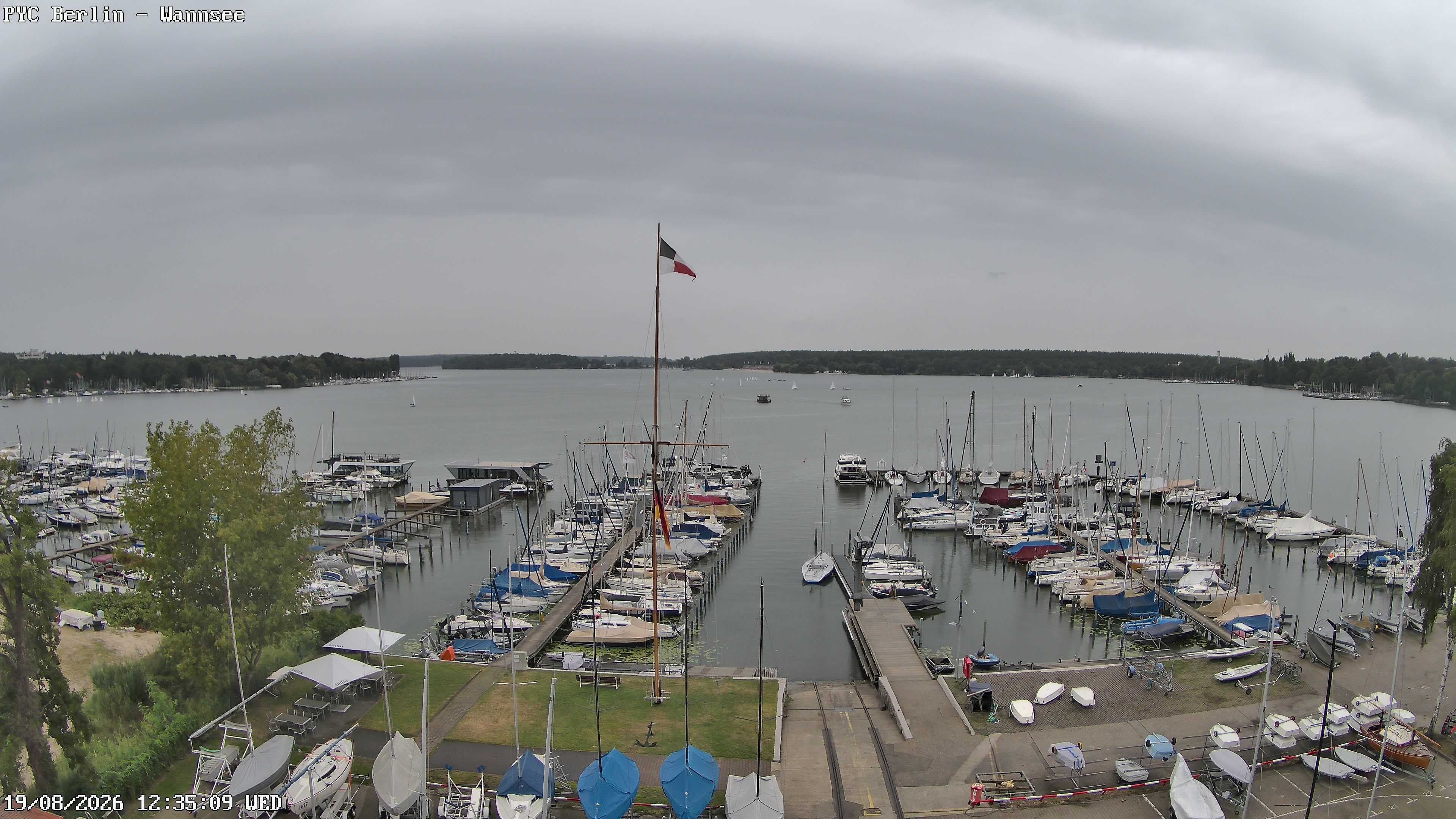 Archiv Foto Webcam Berlin: Potsdamer Yachtclub am Wannsee