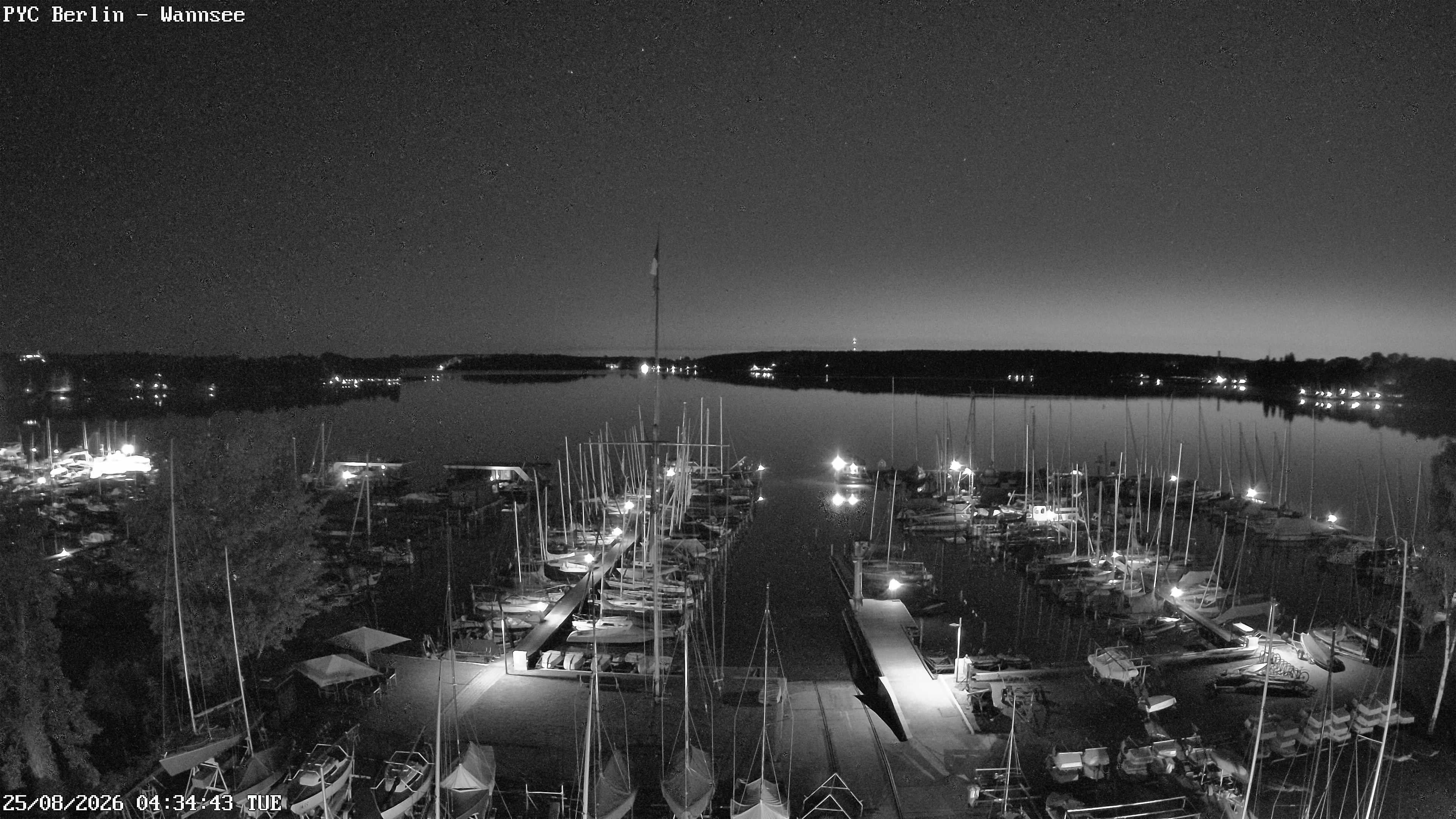 Archiv Foto Webcam Berlin: Potsdamer Yachtclub am Wannsee