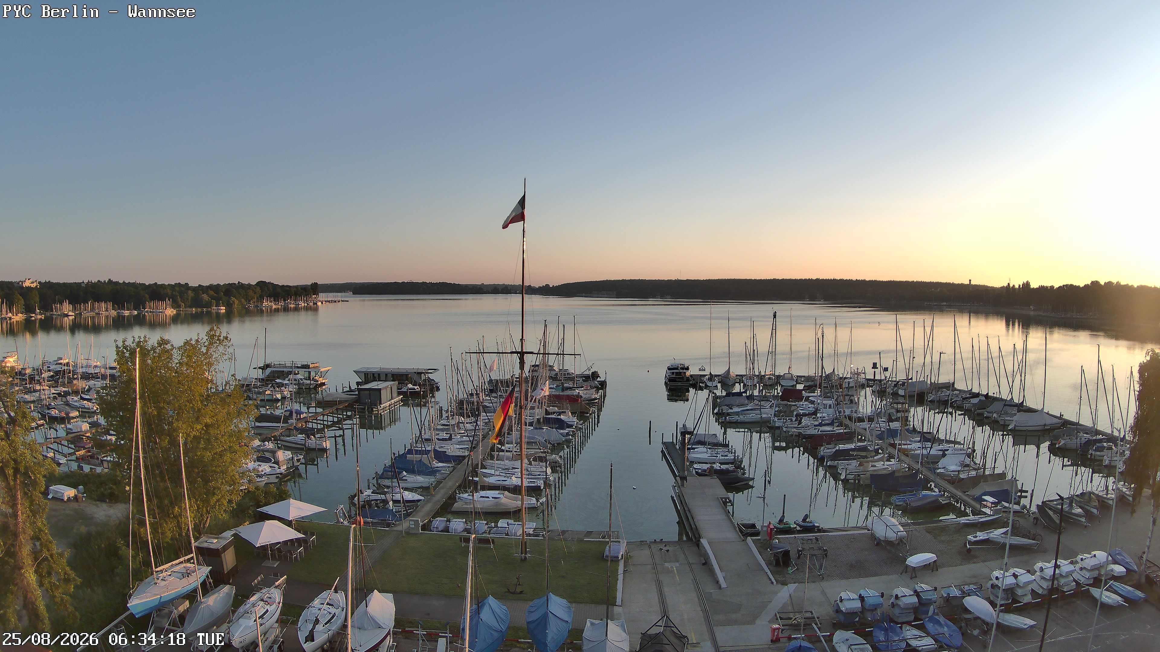 Archiv Foto Webcam Berlin: Potsdamer Yachtclub am Wannsee