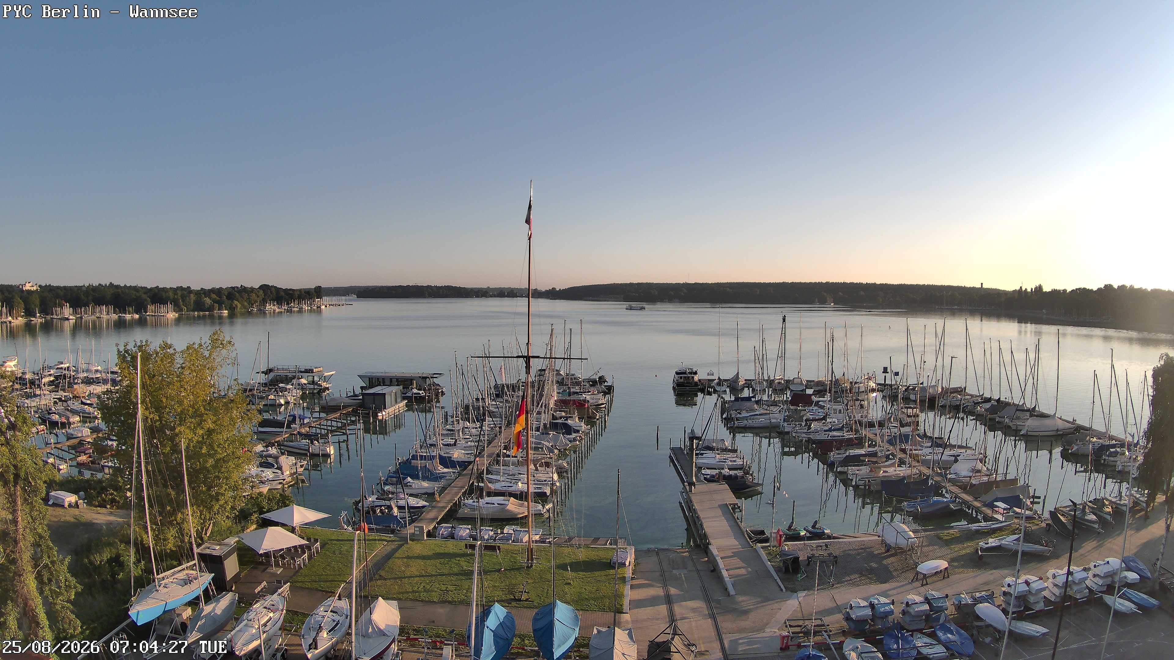 Archiv Foto Webcam Berlin: Potsdamer Yachtclub am Wannsee
