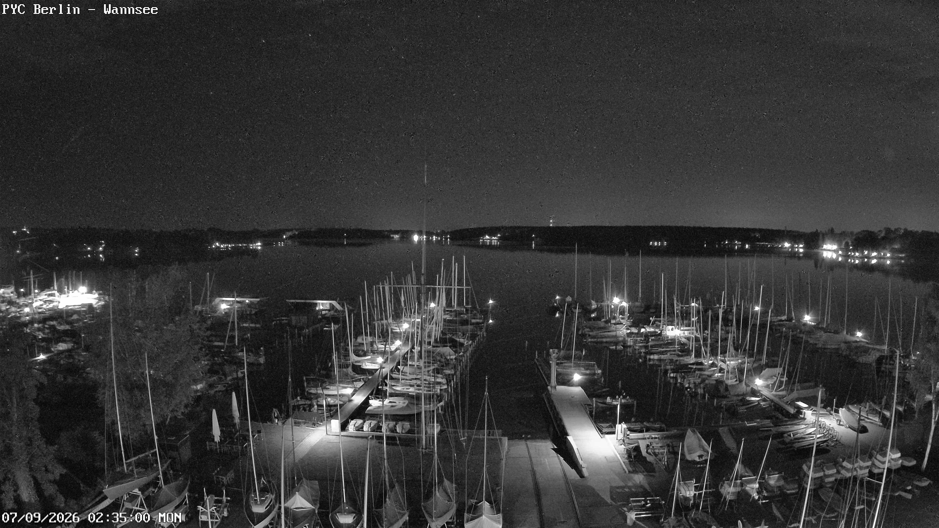 Archiv Foto Webcam Berlin: Potsdamer Yachtclub am Wannsee