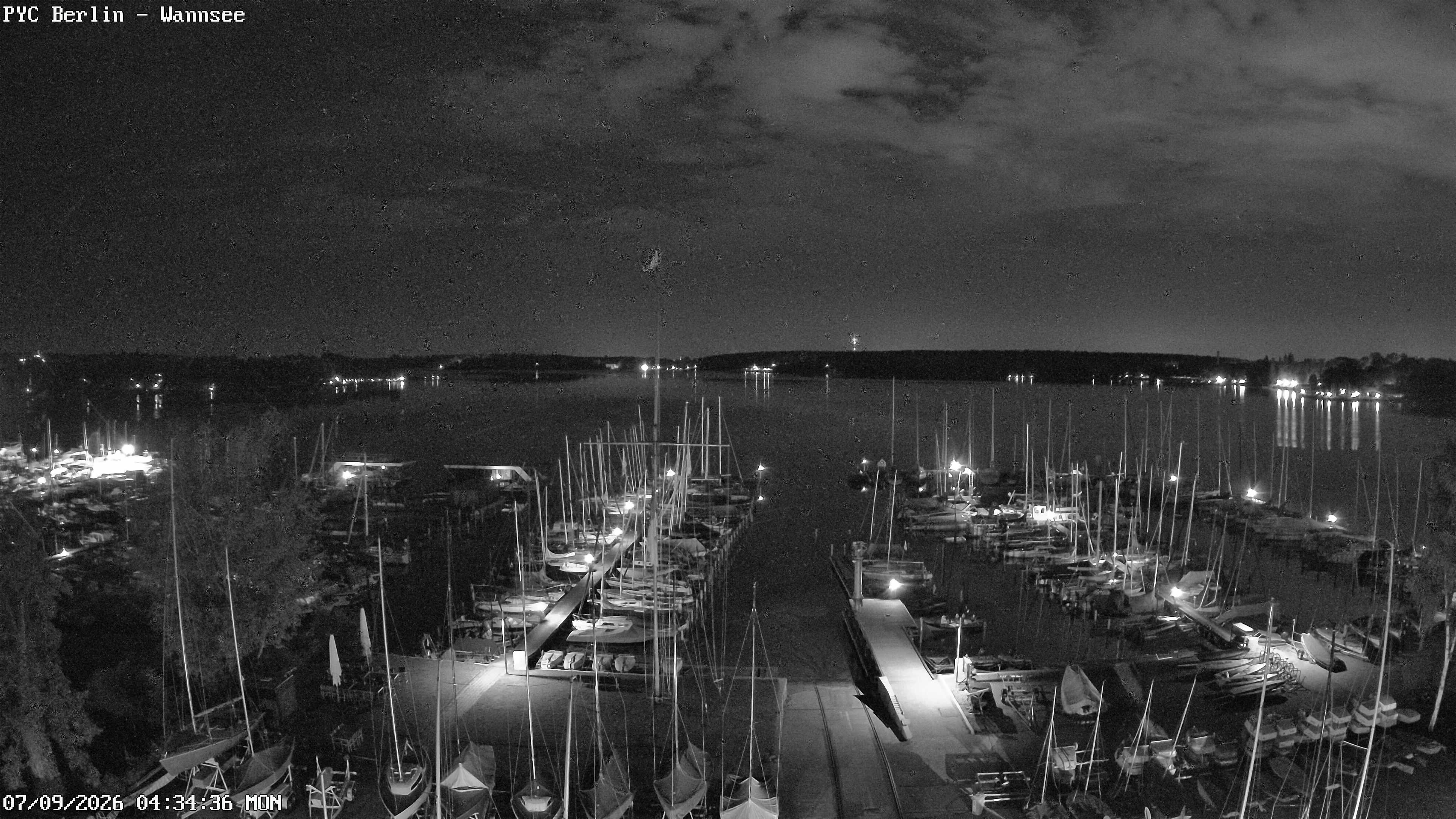 Archiv Foto Webcam Berlin: Potsdamer Yachtclub am Wannsee