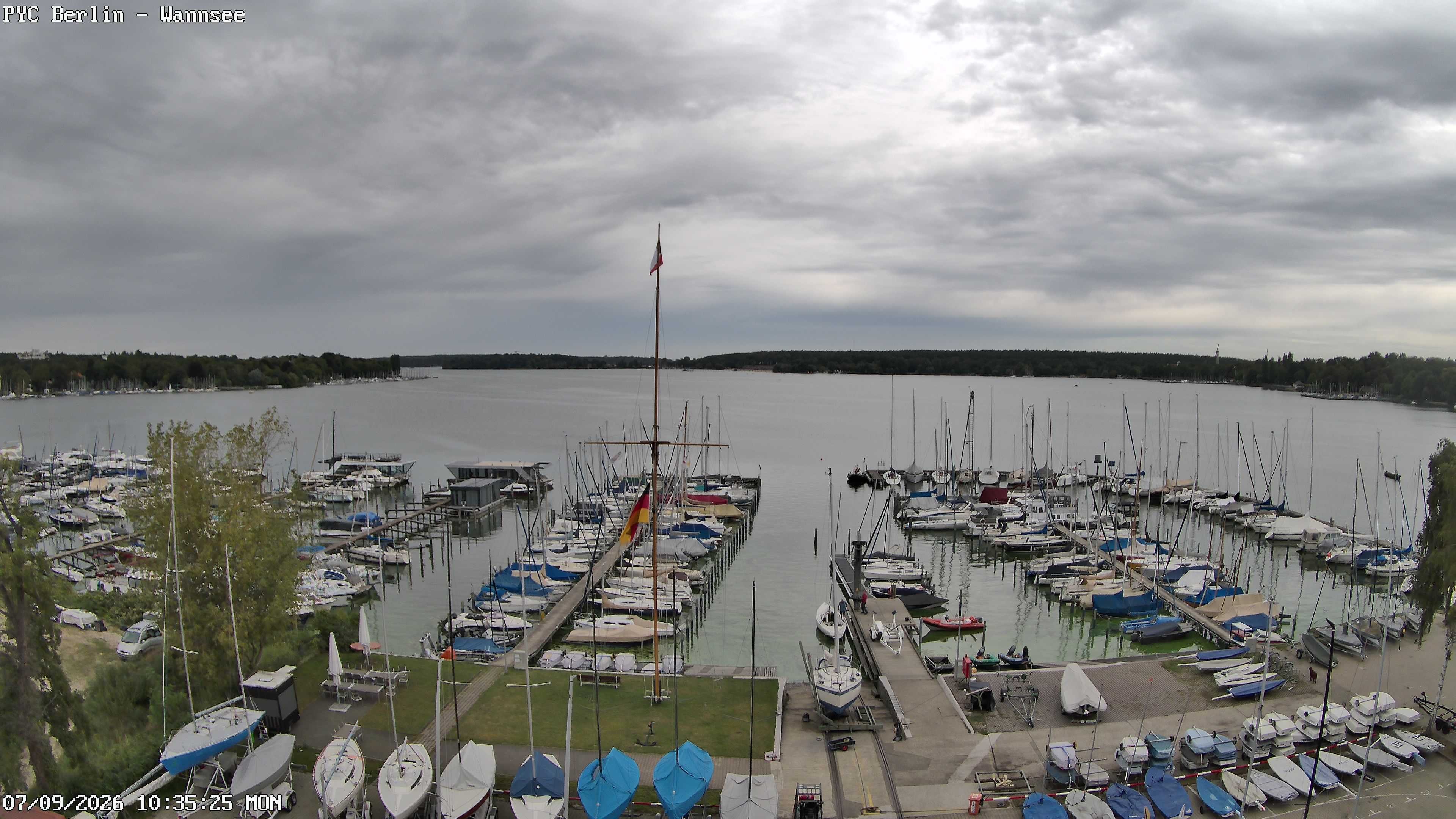 Archiv Foto Webcam Berlin: Potsdamer Yachtclub am Wannsee